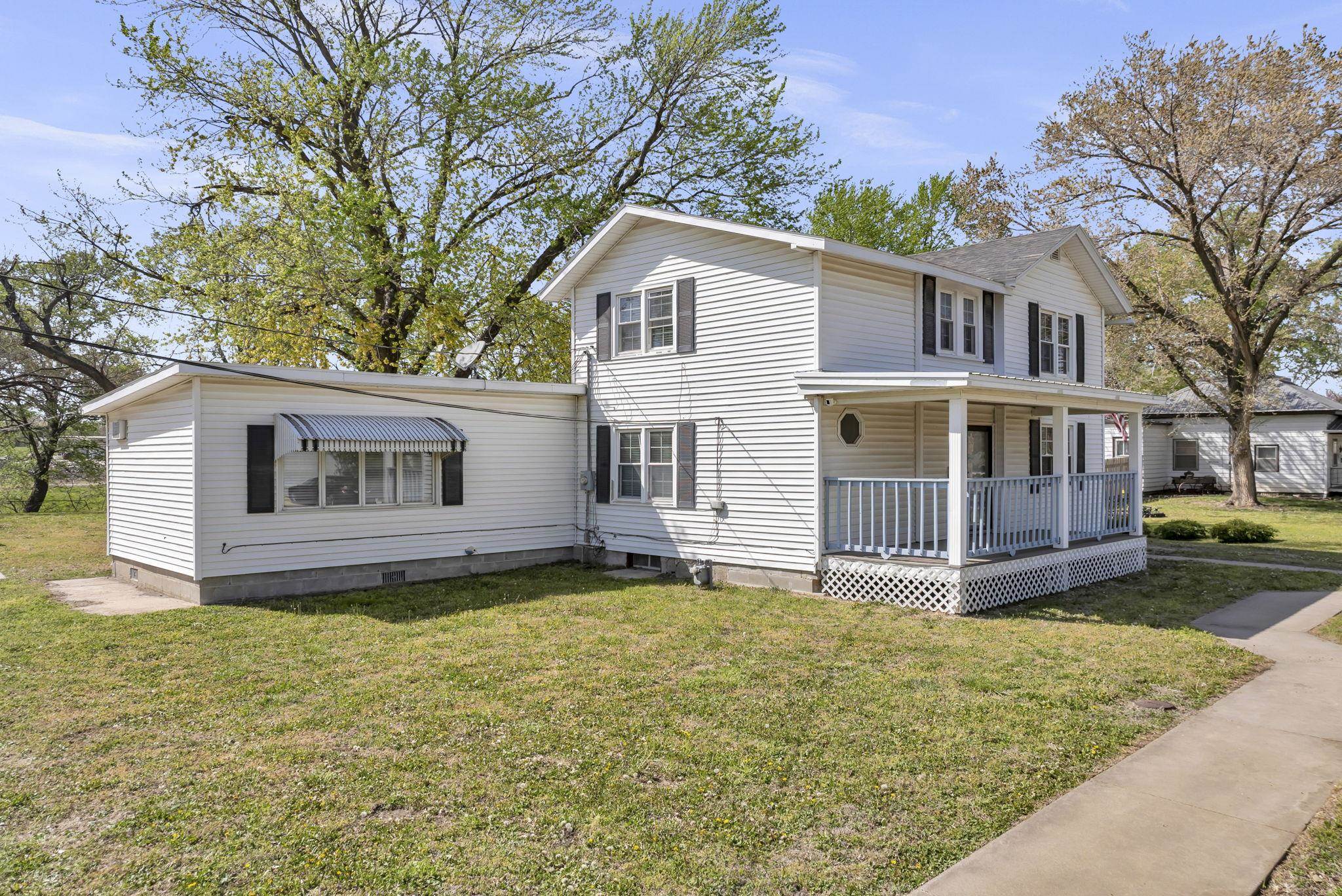 209 Garfield St, Marion, Kansas image 29