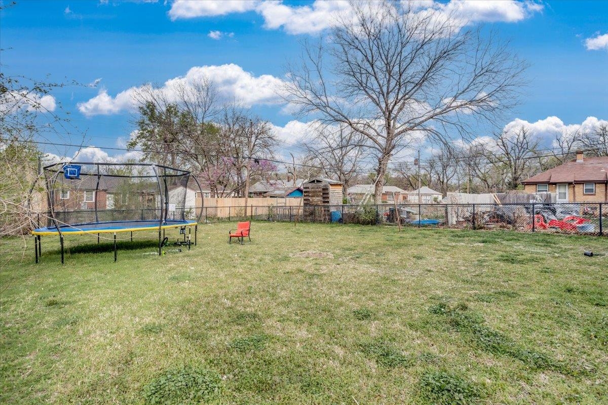 1043 N Volutsia Ave, Wichita, Kansas image 23
