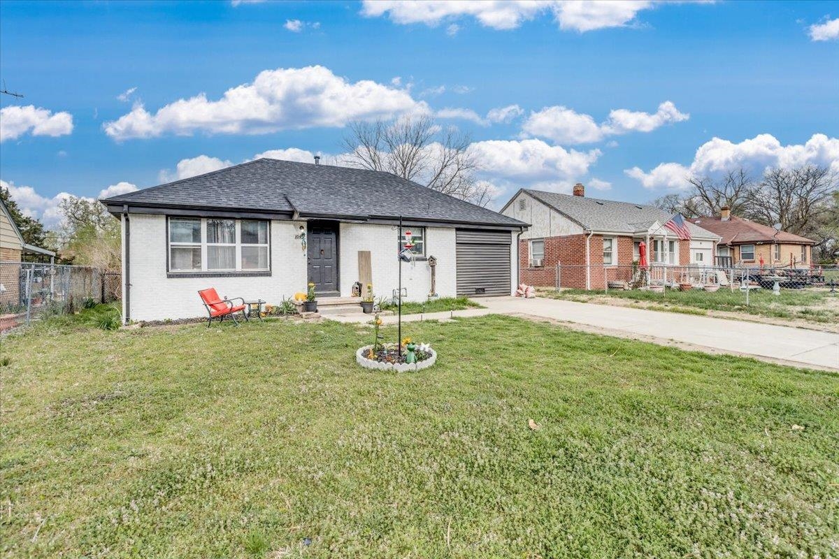 1043 N Volutsia Ave, Wichita, Kansas image 2