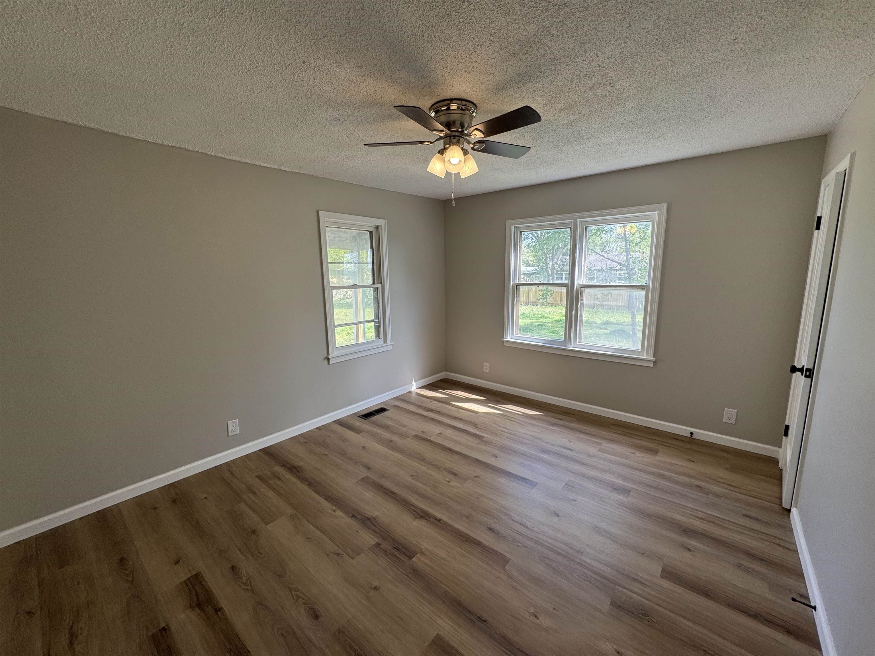 130 N Lincoln Ave, Sedgwick, Kansas image 13