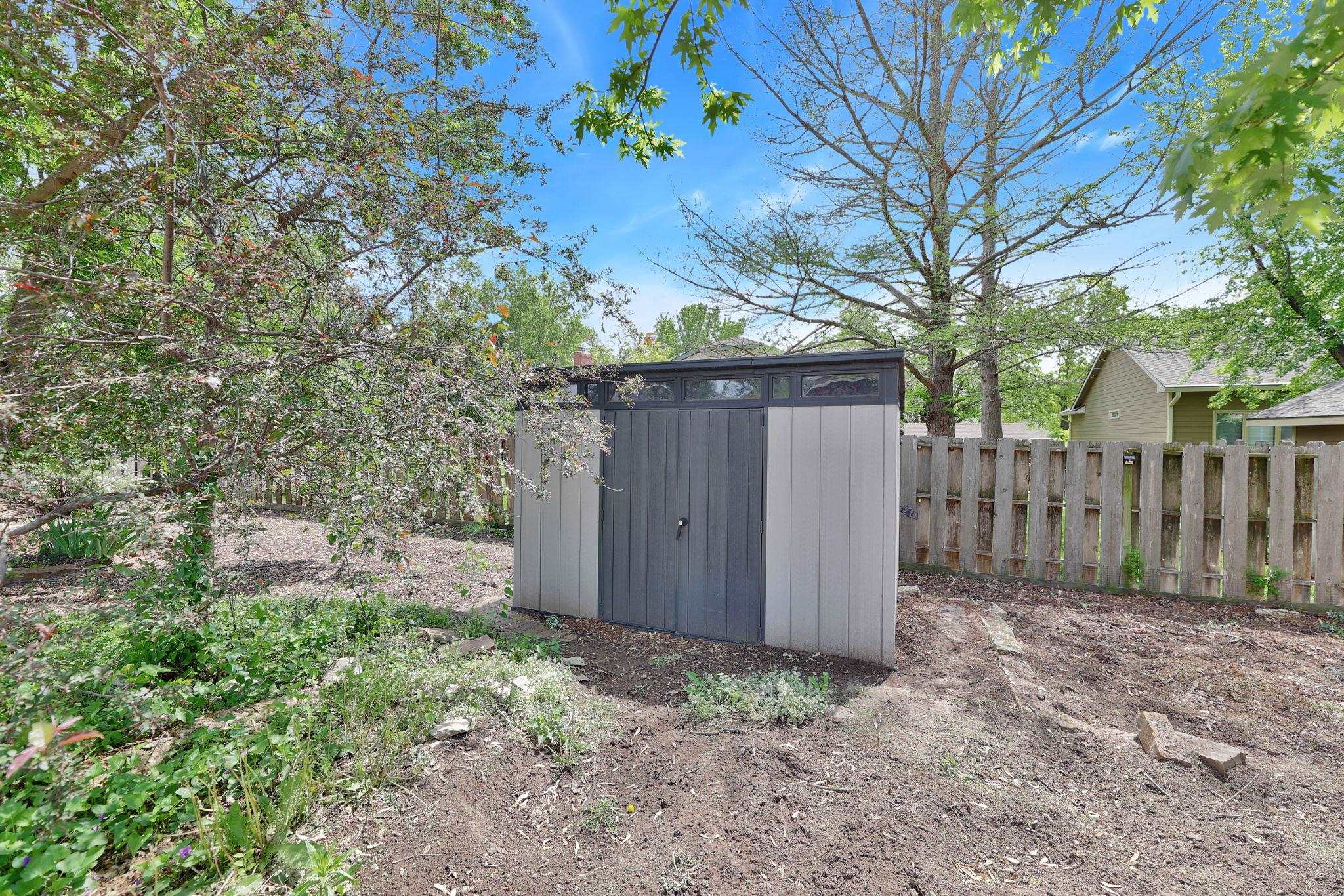 11307 W 1st St No St, Wichita, Kansas image 33