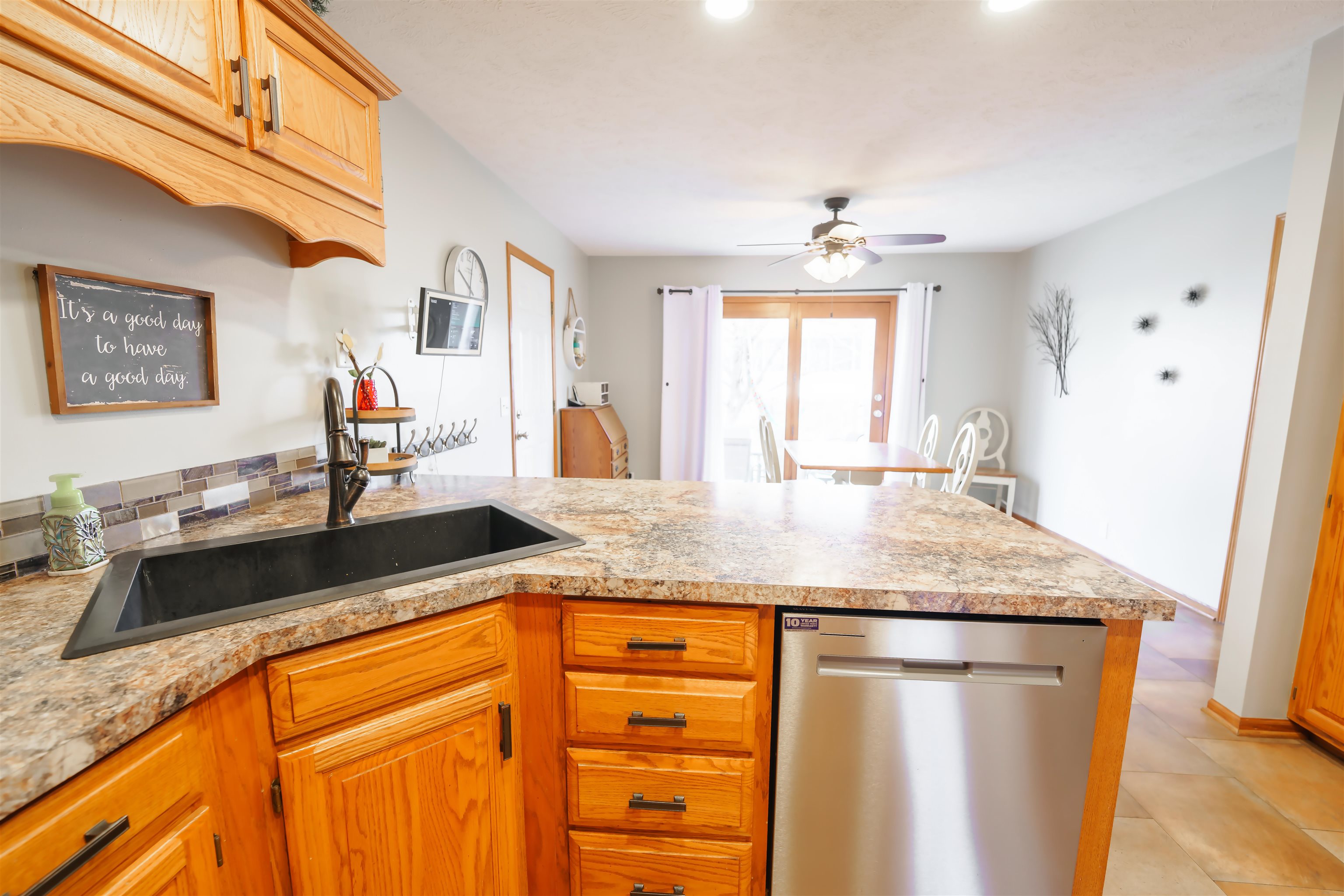 2119 Village Ln, Salina, Kansas image 8
