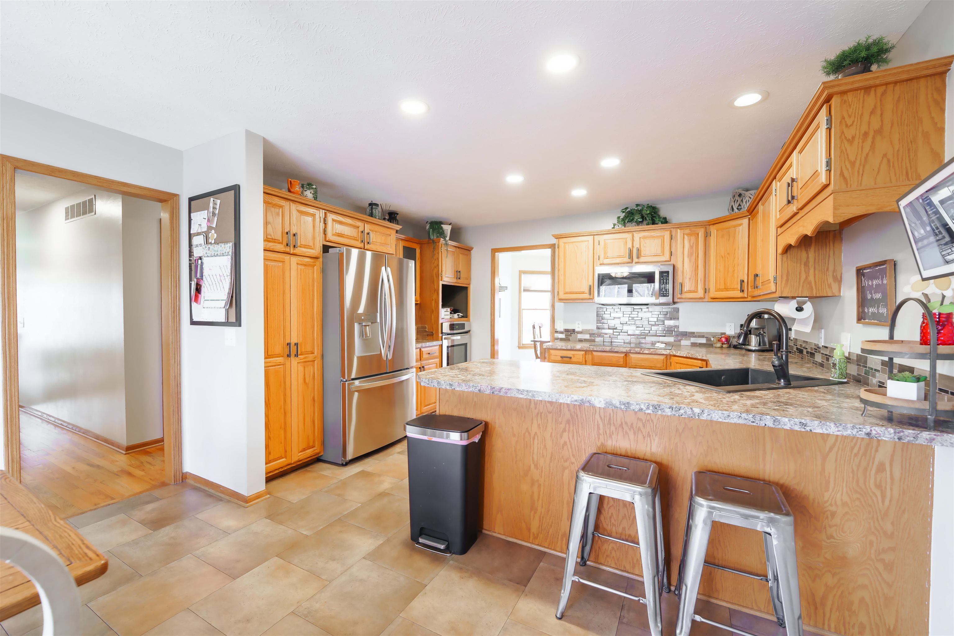 2119 Village Ln, Salina, Kansas image 11