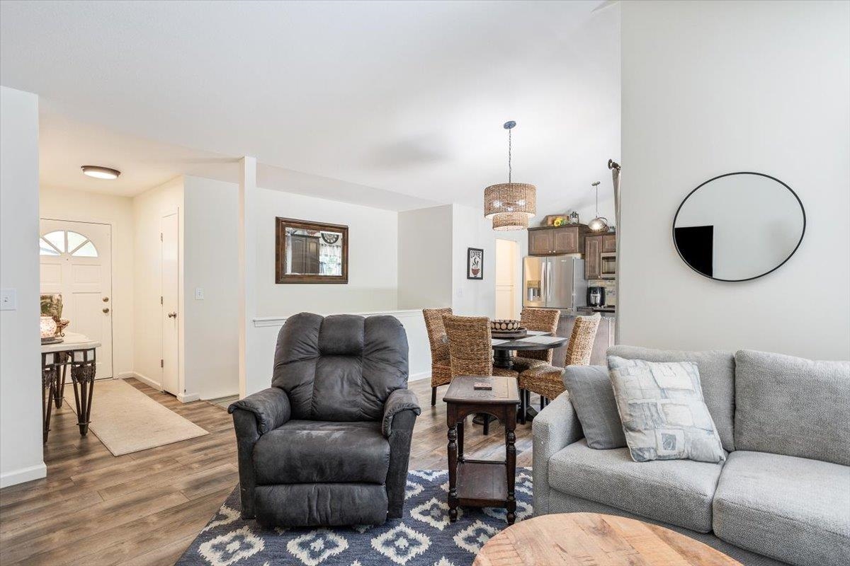 Derby, Kansas 67037, United States, 4 Bedrooms Bedrooms, ,3 BathroomsBathrooms,Residential,Pending,52755