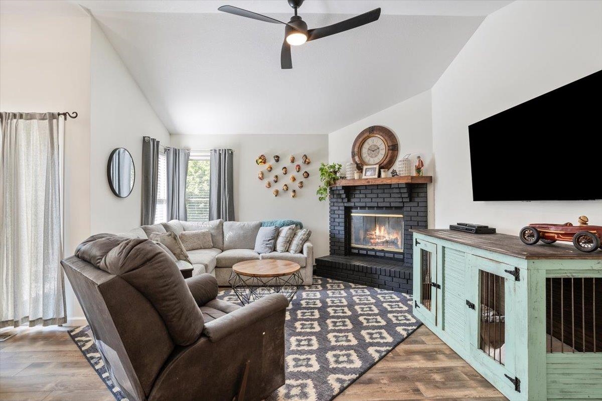 Derby, Kansas 67037, United States, 4 Bedrooms Bedrooms, ,3 BathroomsBathrooms,Residential,Pending,52755