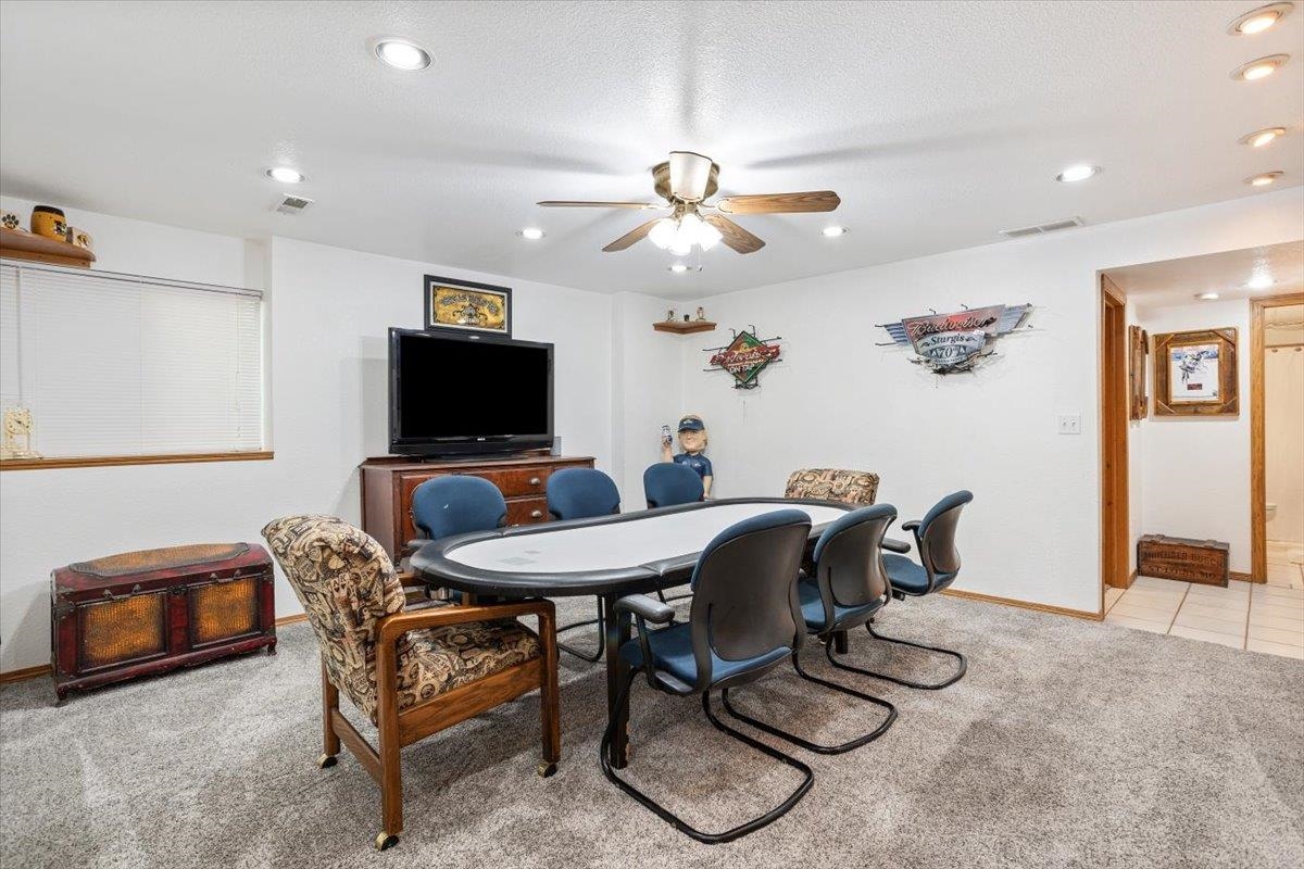 Derby, Kansas 67037, United States, 4 Bedrooms Bedrooms, ,3 BathroomsBathrooms,Residential,Pending,52755