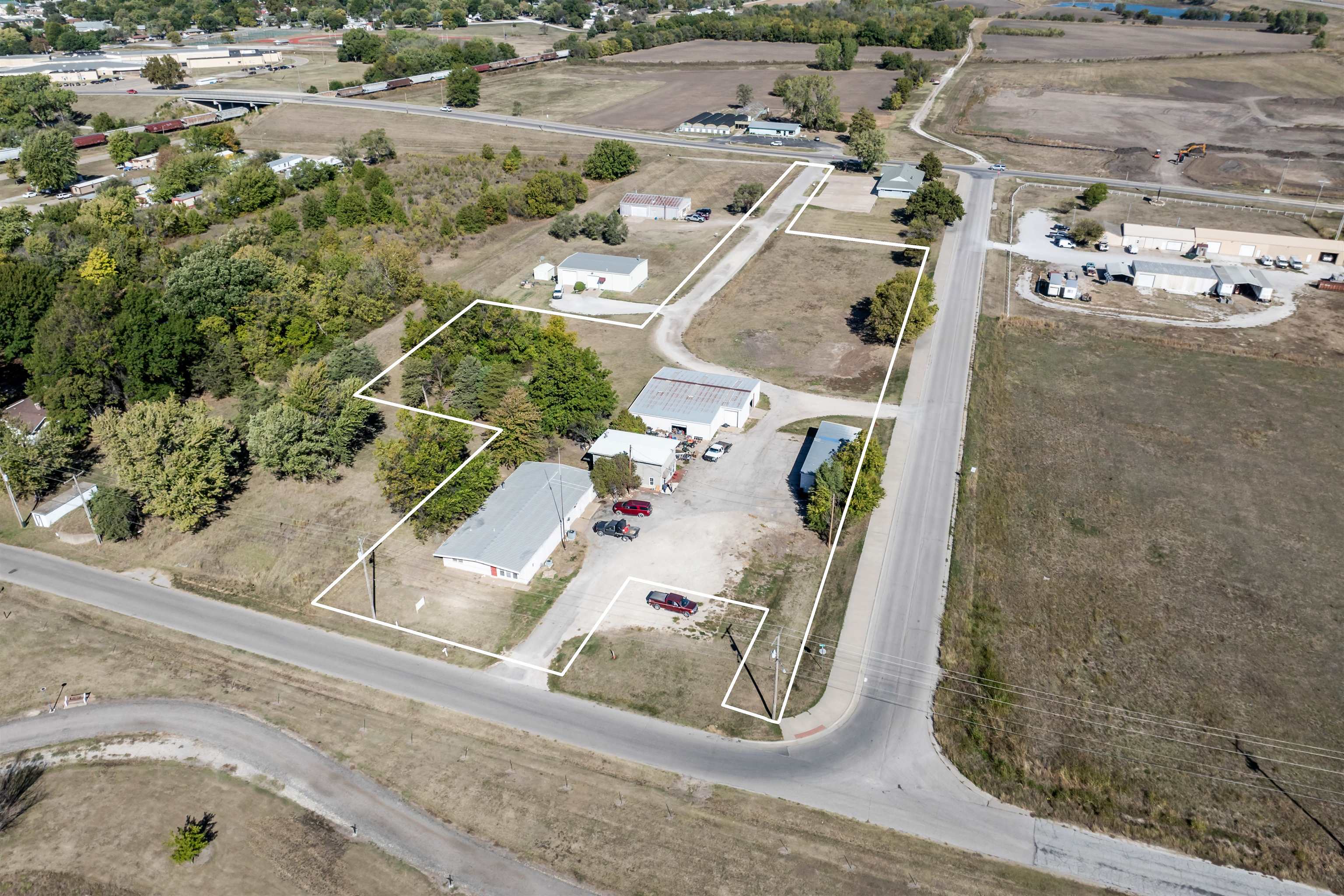 910 E Poplar Ave, Arkansas City, Kansas image 3