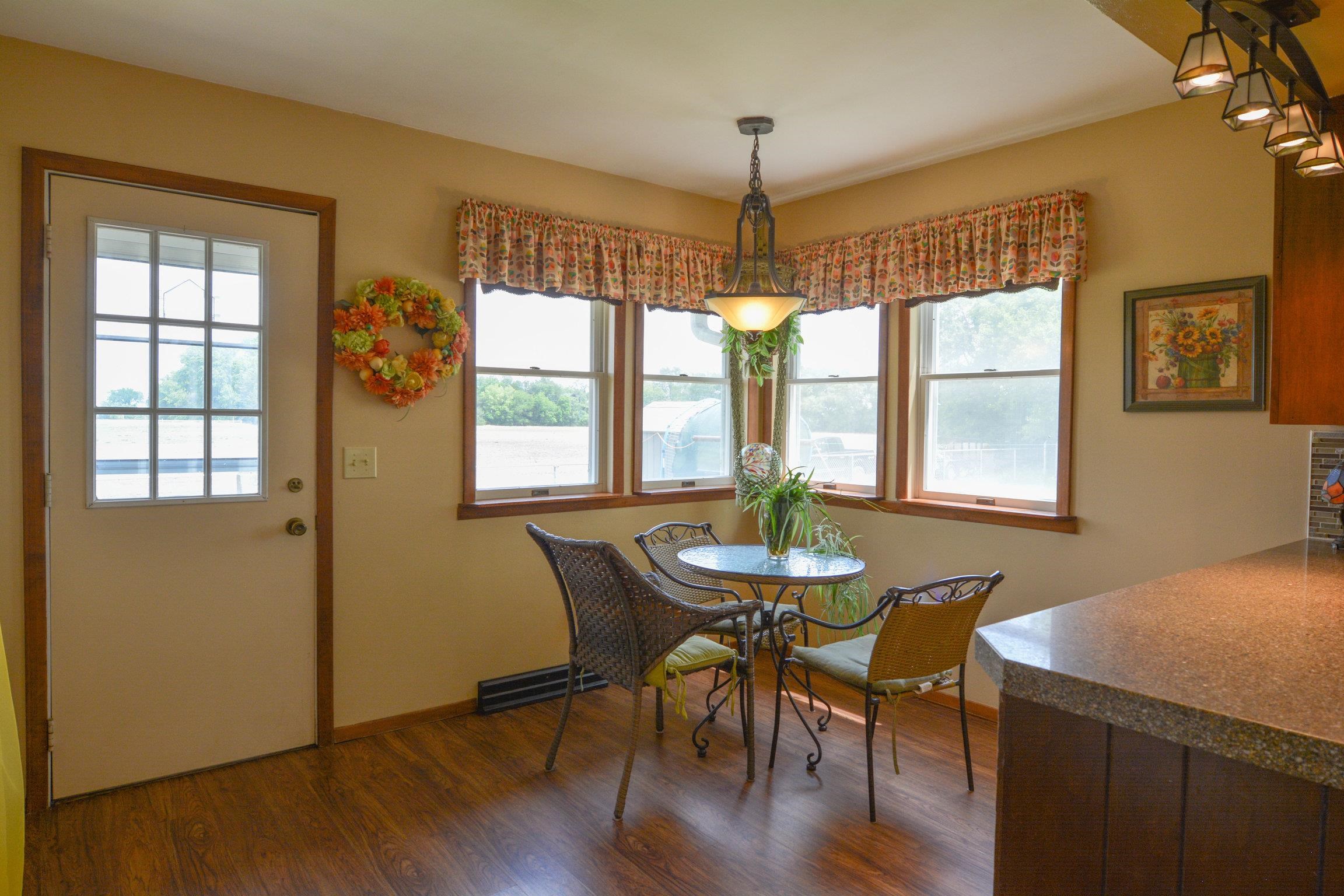 400 N Dean St, Mount Hope, Kansas image 12