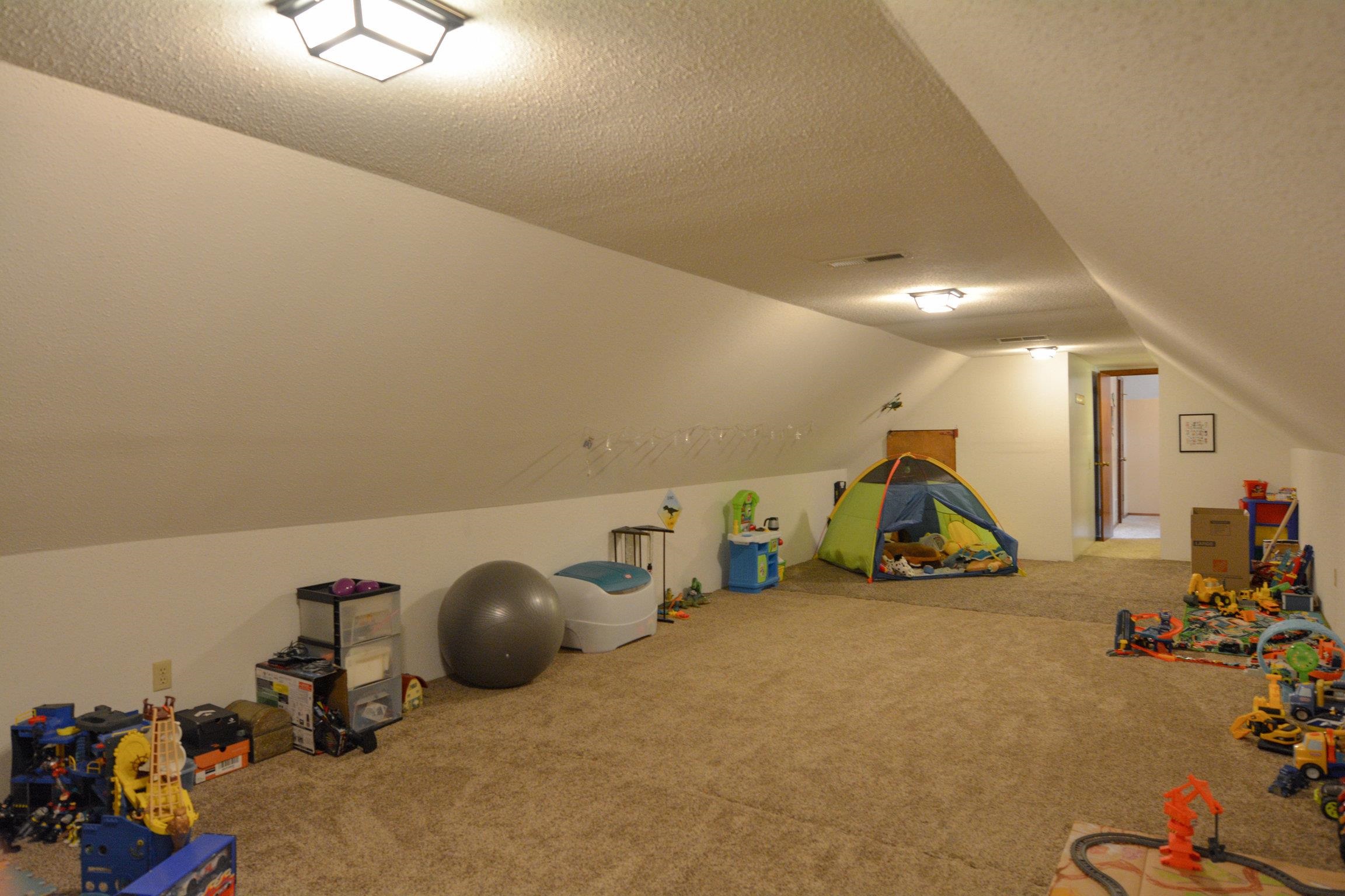 400 N Dean St, Mount Hope, Kansas image 22