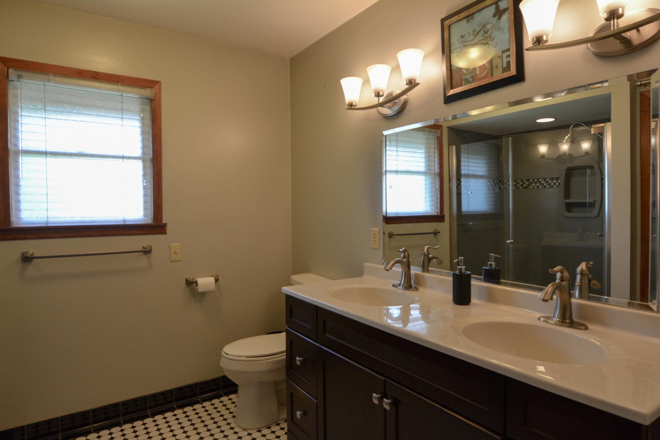 400 N Dean St, Mount Hope, Kansas image 16