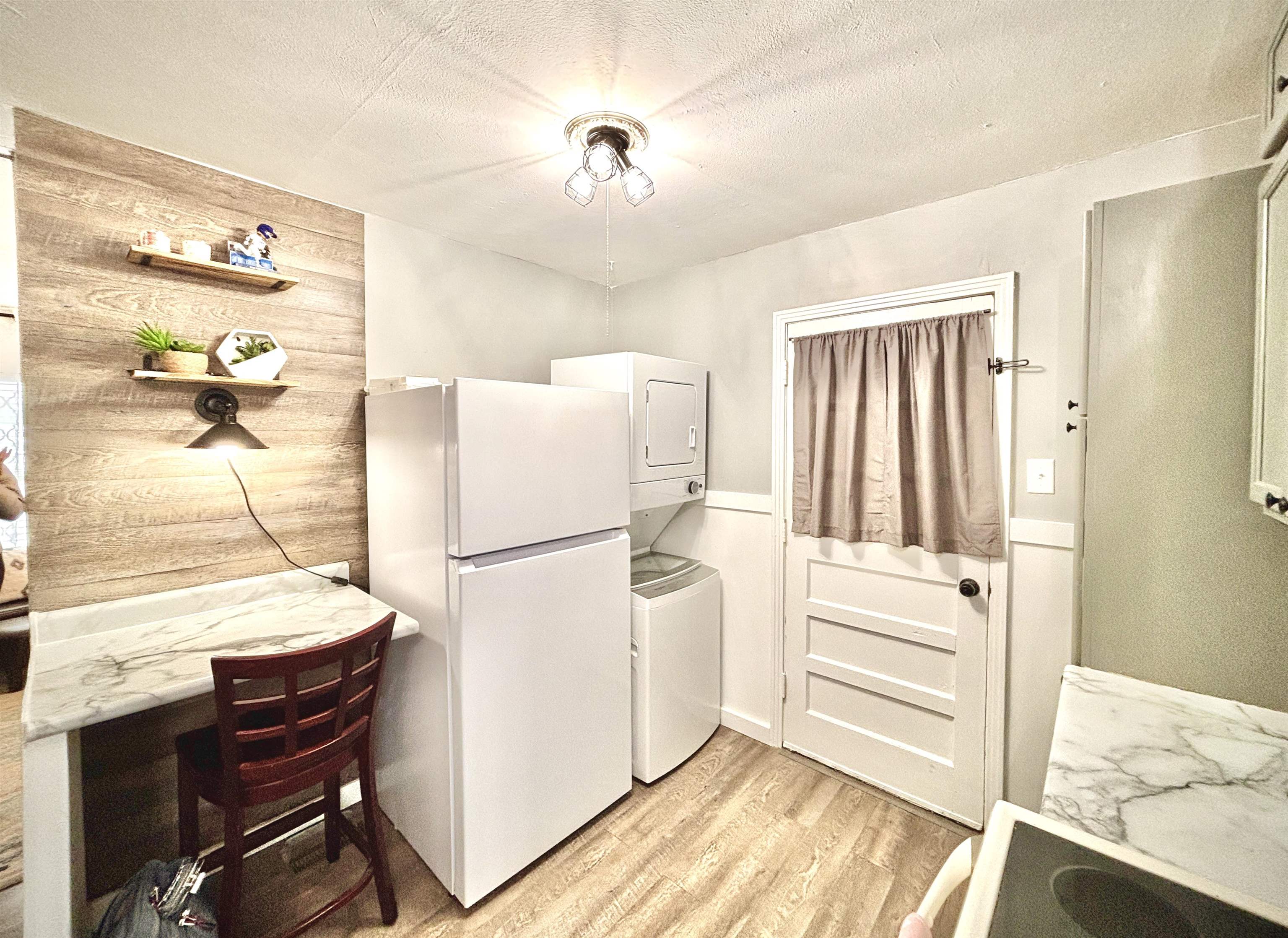 1524 W Crawford St, Salina, Kansas image 5