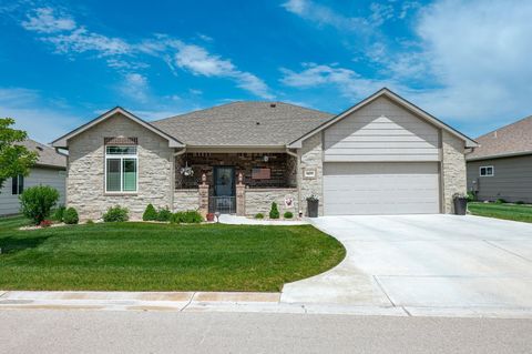Homes For Sale - 3673 N Lakeway Ct<br/> Wichita, KS 67205
