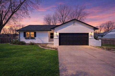 Homes For Sale - 609 N Main St<br/> Butler County, Rose Hill, KS 67133