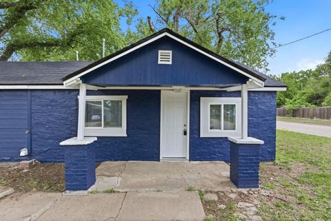 Homes For Sale - 1801 S Glenn St<br/> Wichita, KS 67203