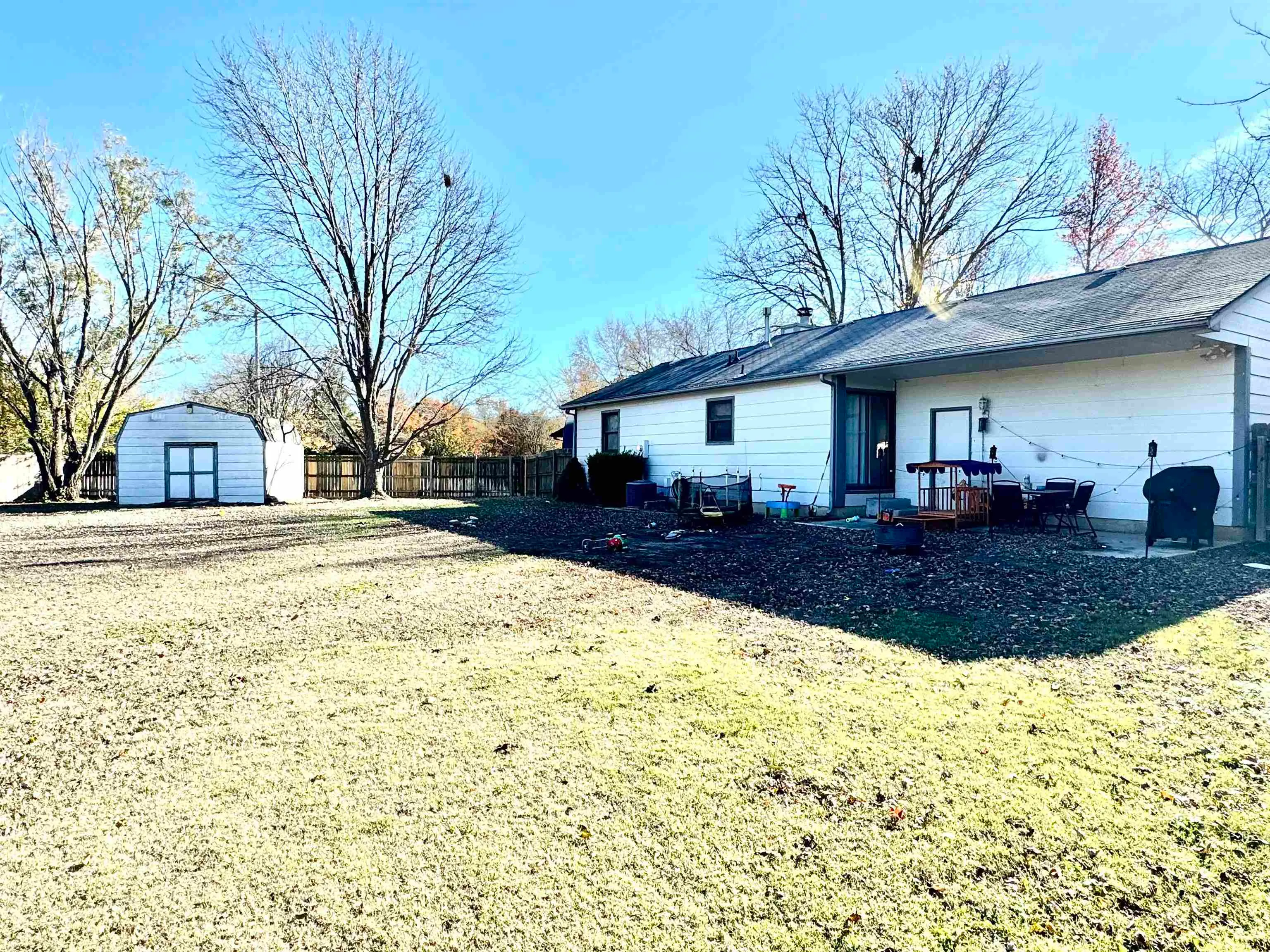 Wichita, Kansas 67235, United States, 3 Bedrooms Bedrooms, ,2 BathroomsBathrooms,Residential,Pending,29734