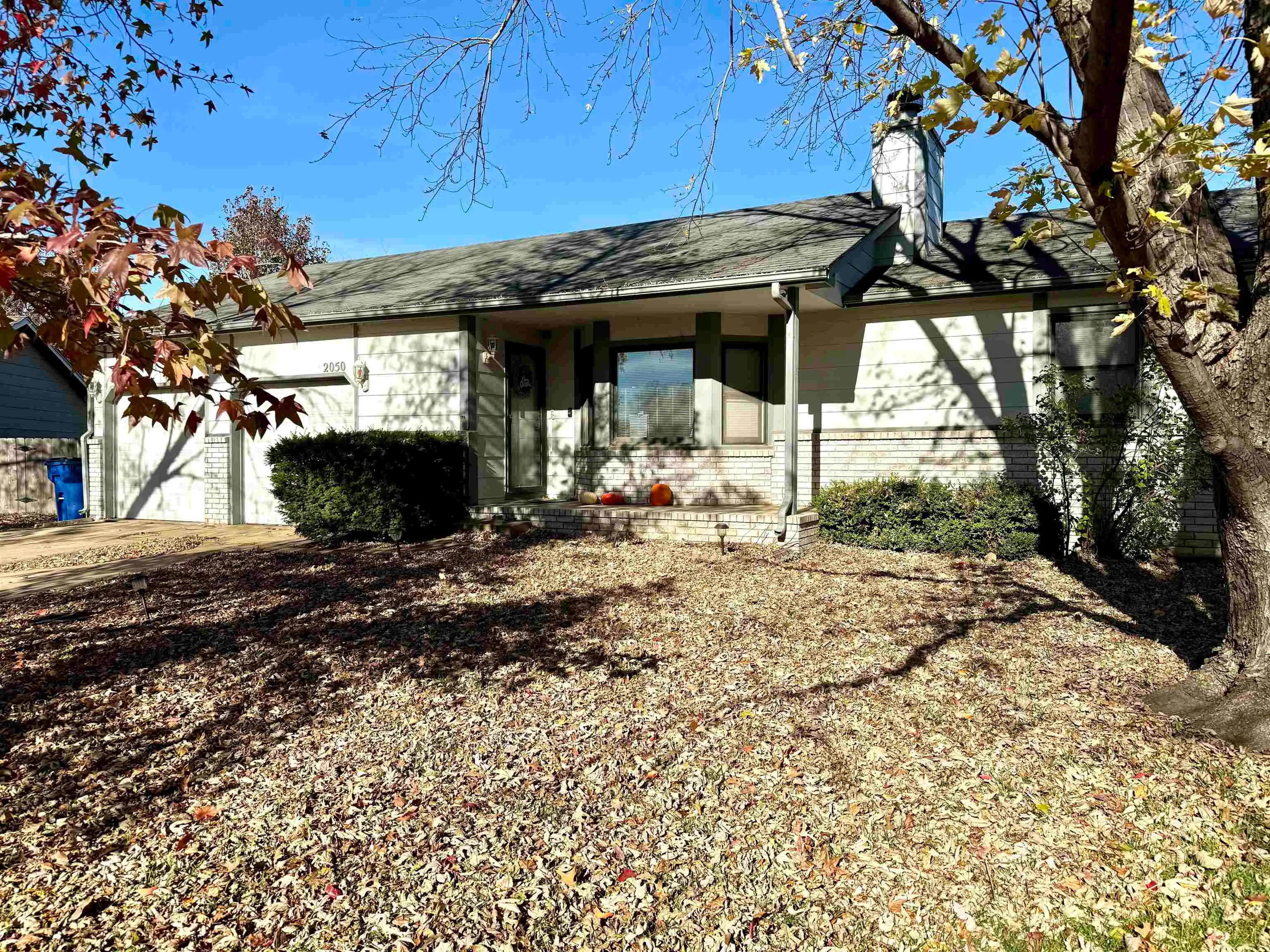 Wichita, Kansas 67235, United States, 3 Bedrooms Bedrooms, ,2 BathroomsBathrooms,Residential,Pending,29734