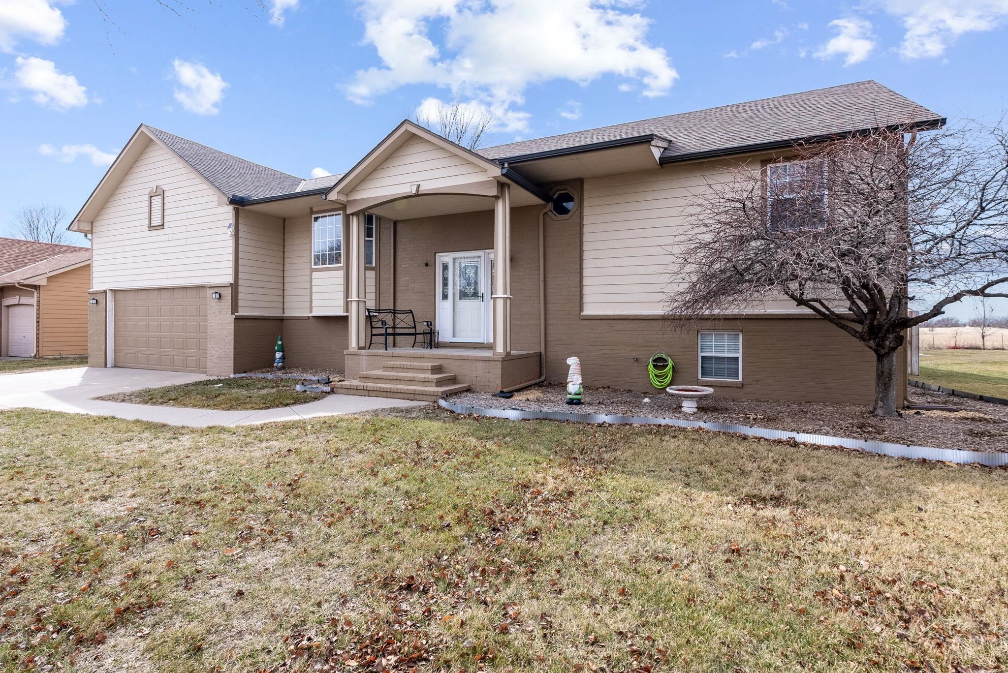 1309 Redbud Ct, Halstead, Kansas image 2