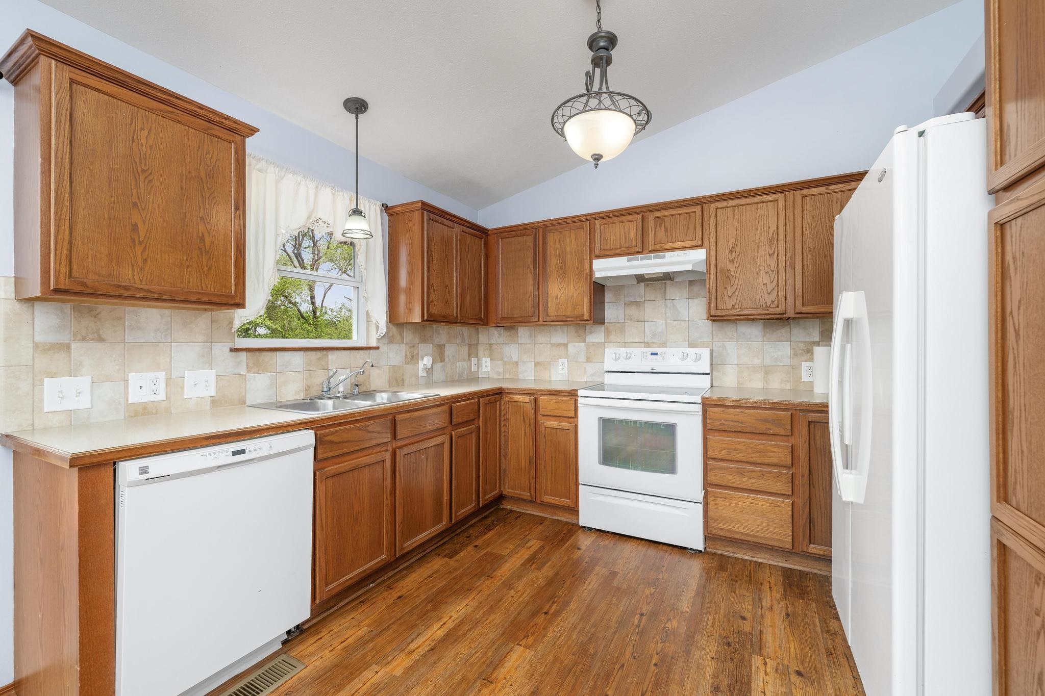 1310 E Mona St, Wichita, Kansas image 10