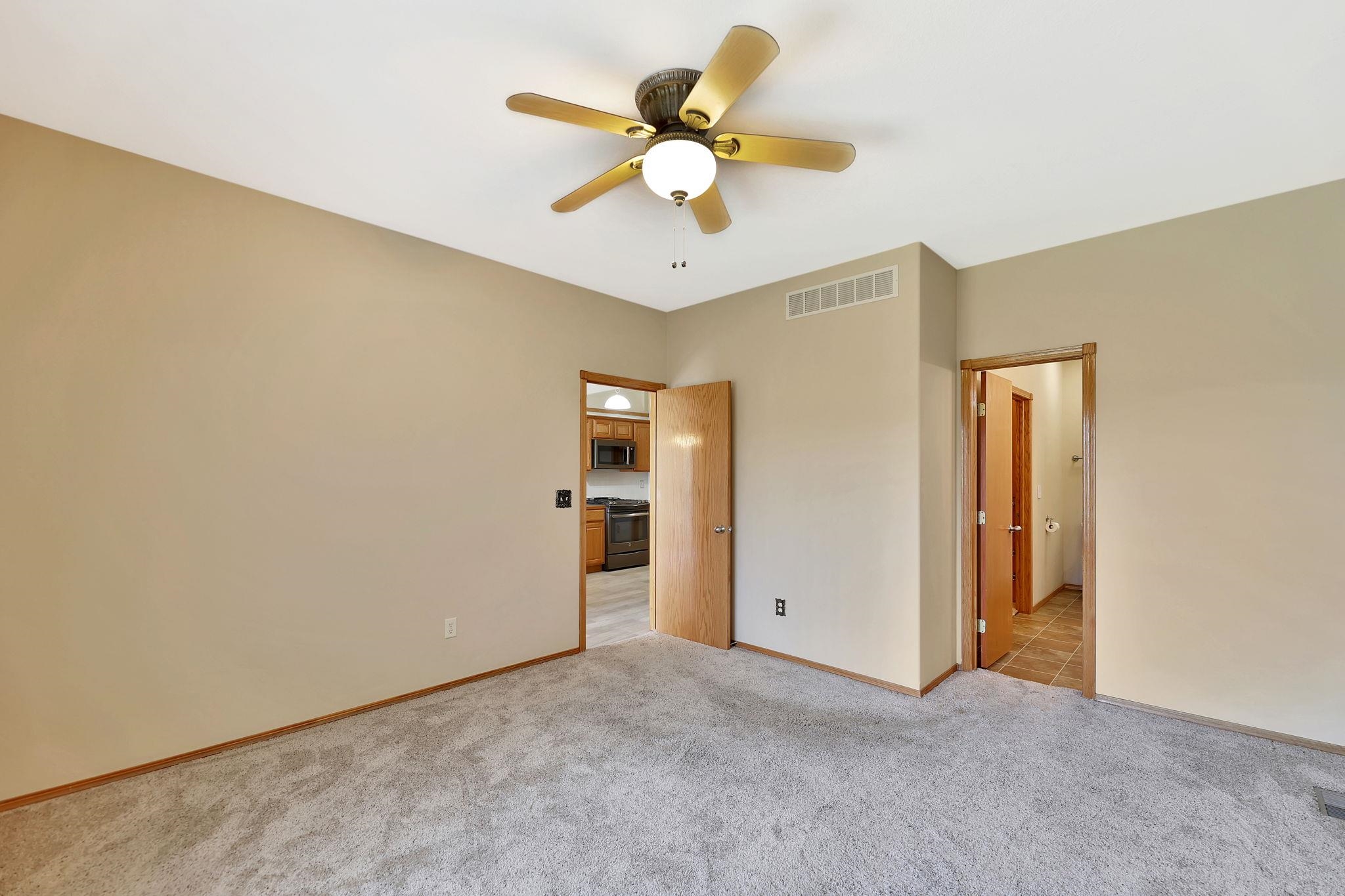 2557 E Saint Andrews Ct, Goddard, Kansas image 16