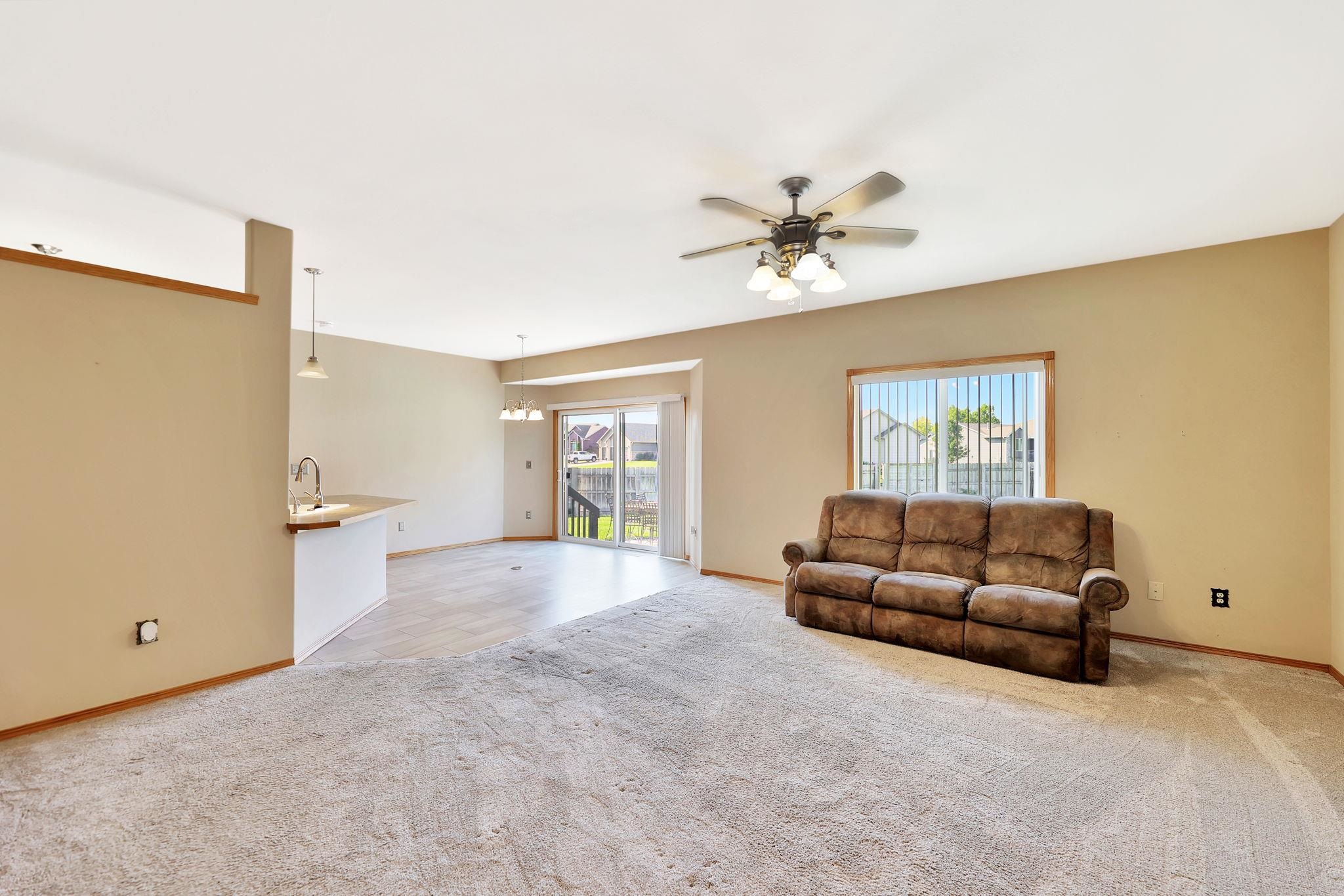 2557 E Saint Andrews Ct, Goddard, Kansas image 4