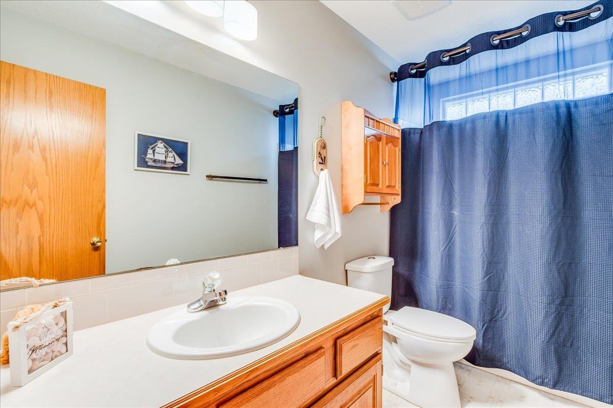 1420 N Broadmoor St, Derby, Kansas image 25