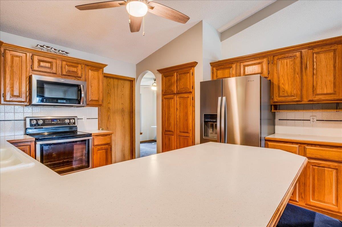 1420 N Broadmoor St, Derby, Kansas image 14