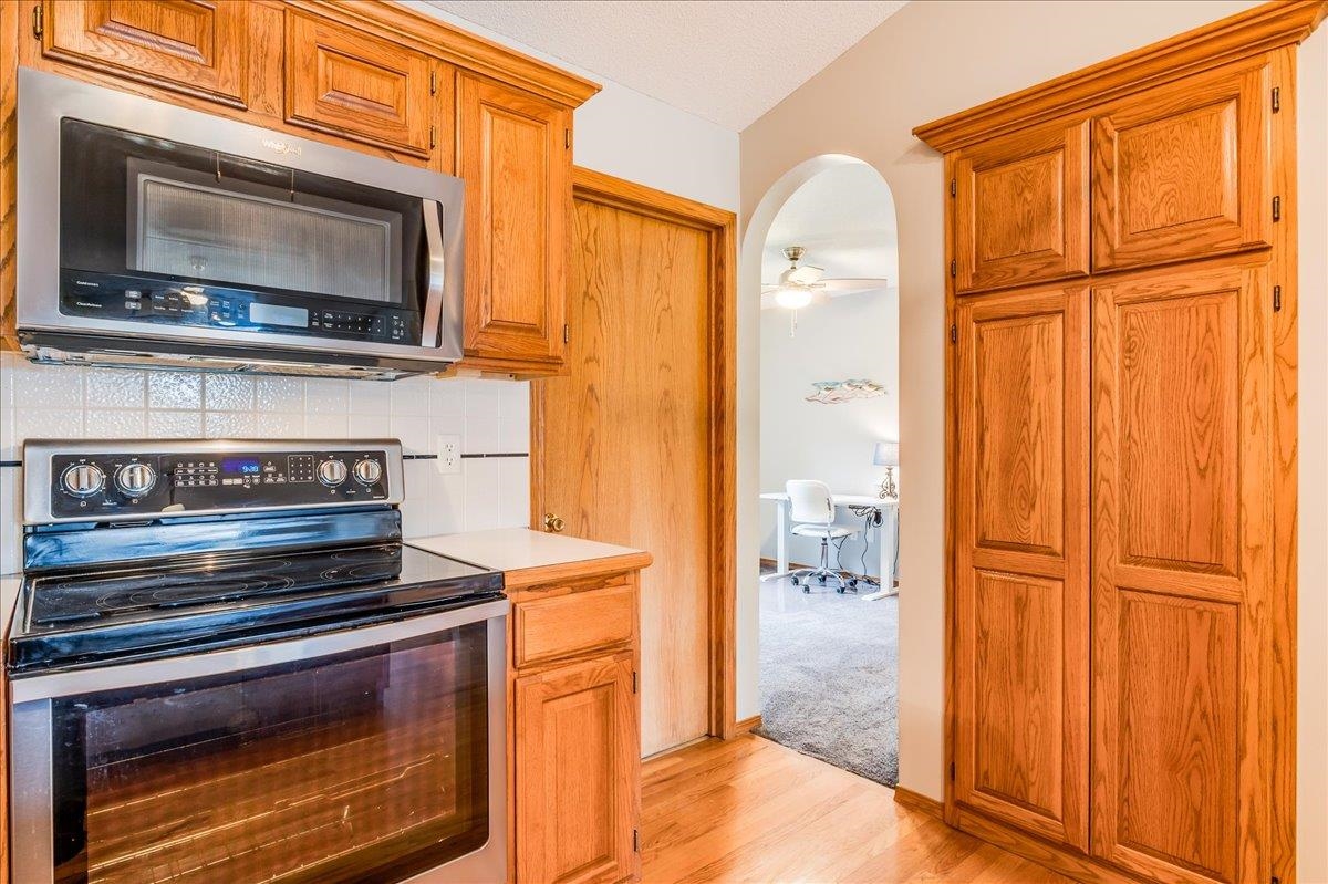 1420 N Broadmoor St, Derby, Kansas image 17