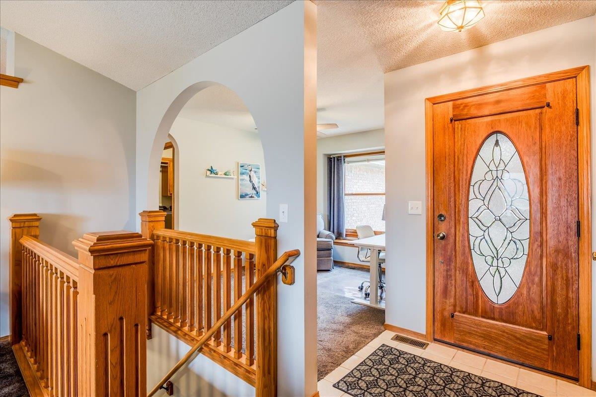 1420 N Broadmoor St, Derby, Kansas image 11