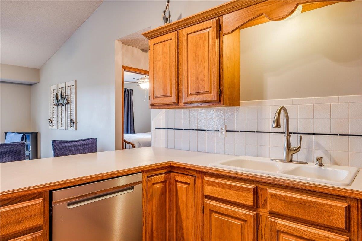 1420 N Broadmoor St, Derby, Kansas image 16