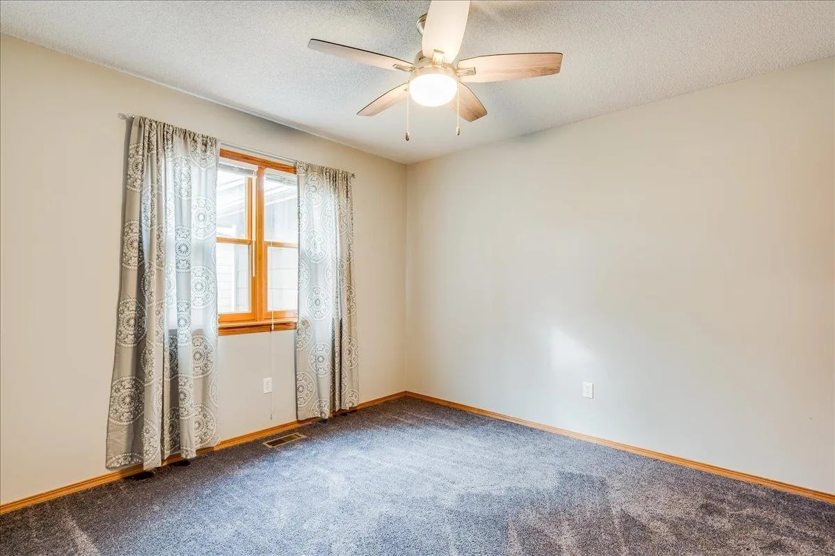 Derby, Kansas 67037, United States, 3 Bedrooms Bedrooms, ,2 BathroomsBathrooms,Residential,Pending,100784