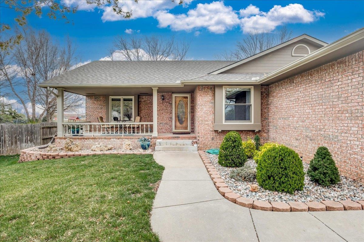 1420 N Broadmoor St, Derby, Kansas image 4