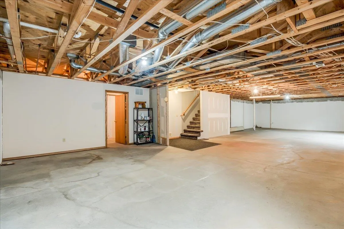 Derby, Kansas 67037, United States, 3 Bedrooms Bedrooms, ,2 BathroomsBathrooms,Residential,Pending,100784