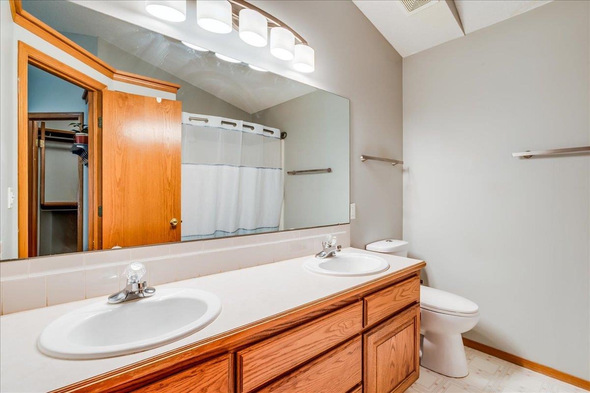 1420 N Broadmoor St, Derby, Kansas image 21