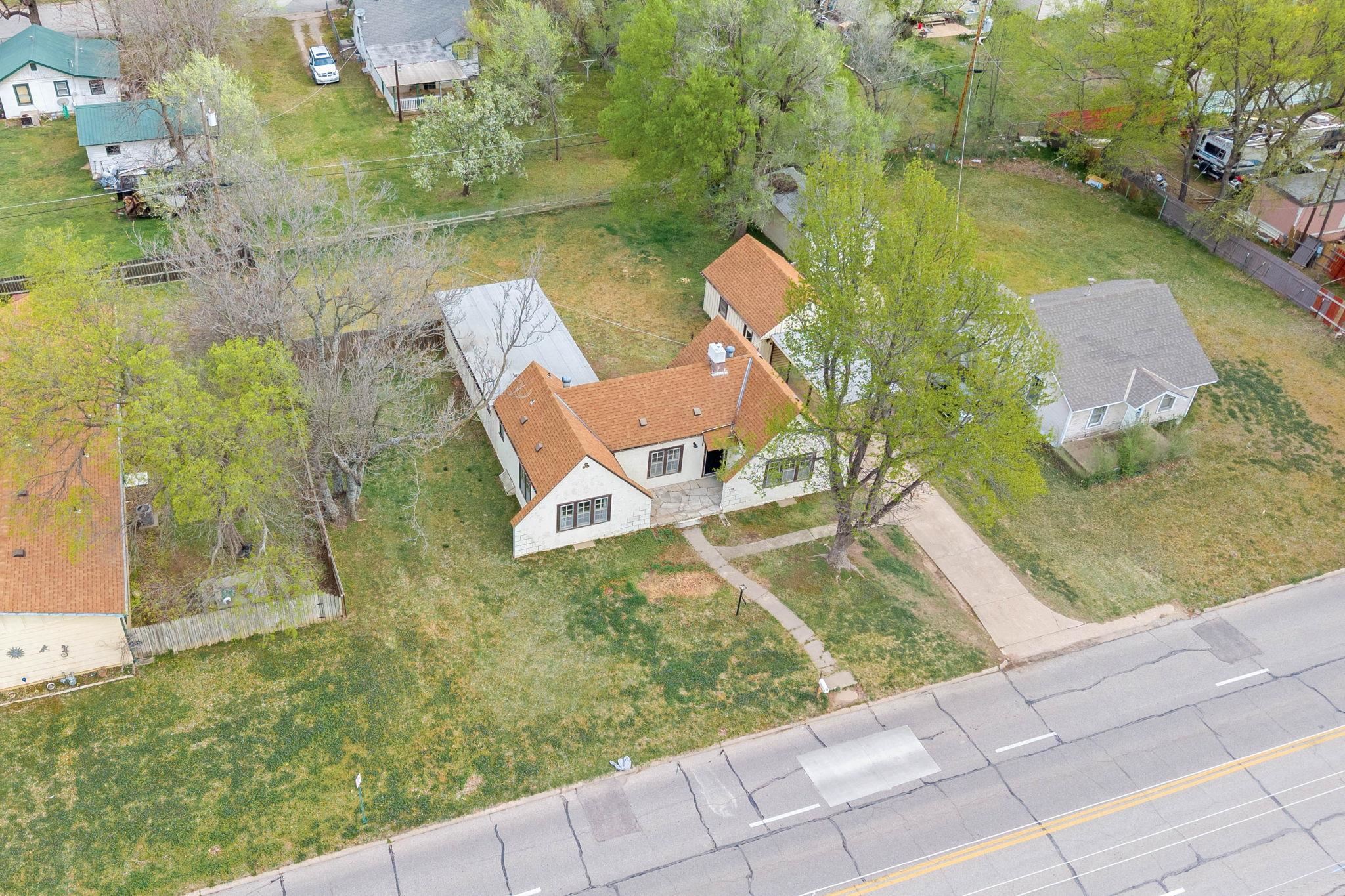 1416 W Kansas Ave, Arkansas City, Kansas image 23