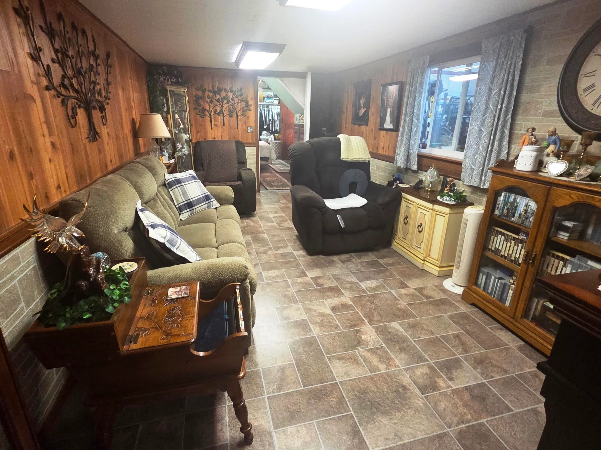 Marion, Kansas 66861, United States, ,Residential,Active,143924