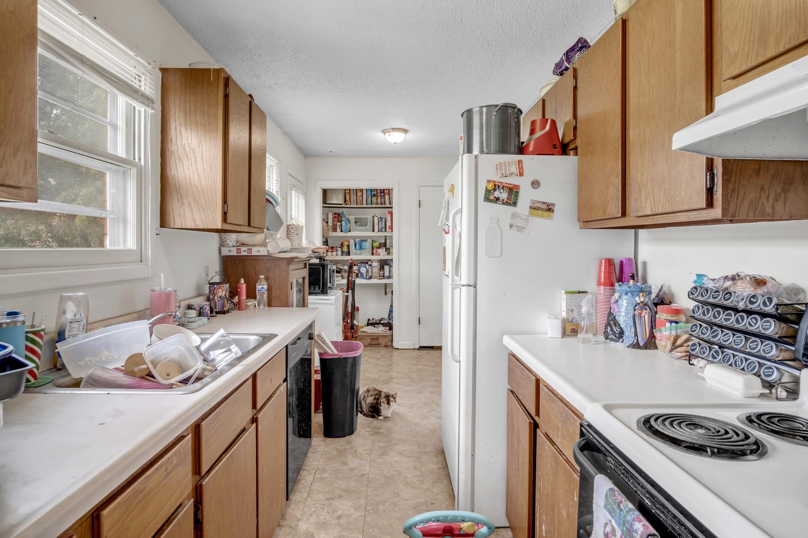 701-703 W 17th St, Newton, Kansas image 22