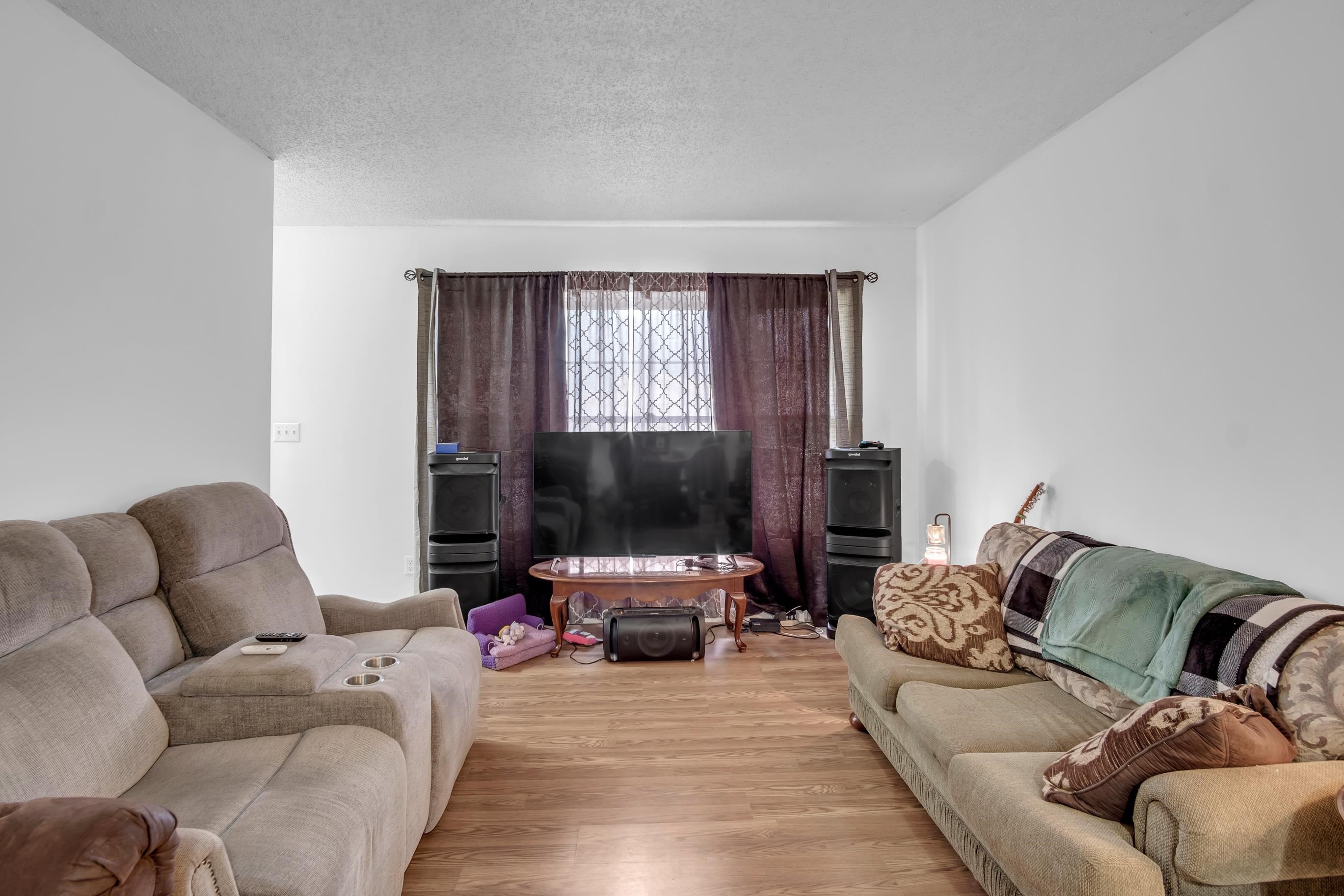 701-703 W 17th St, Newton, Kansas image 9