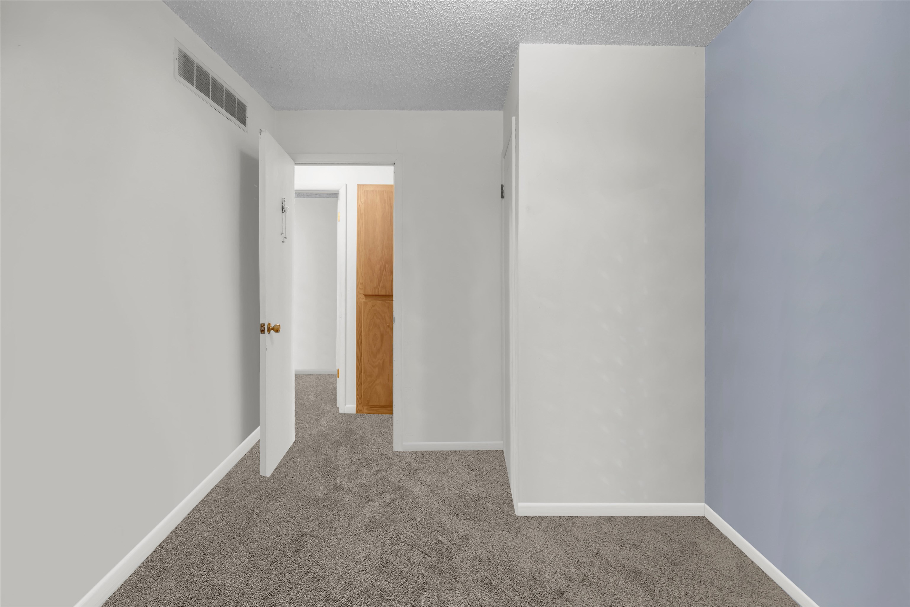 701-703 W 17th St, Newton, Kansas image 32