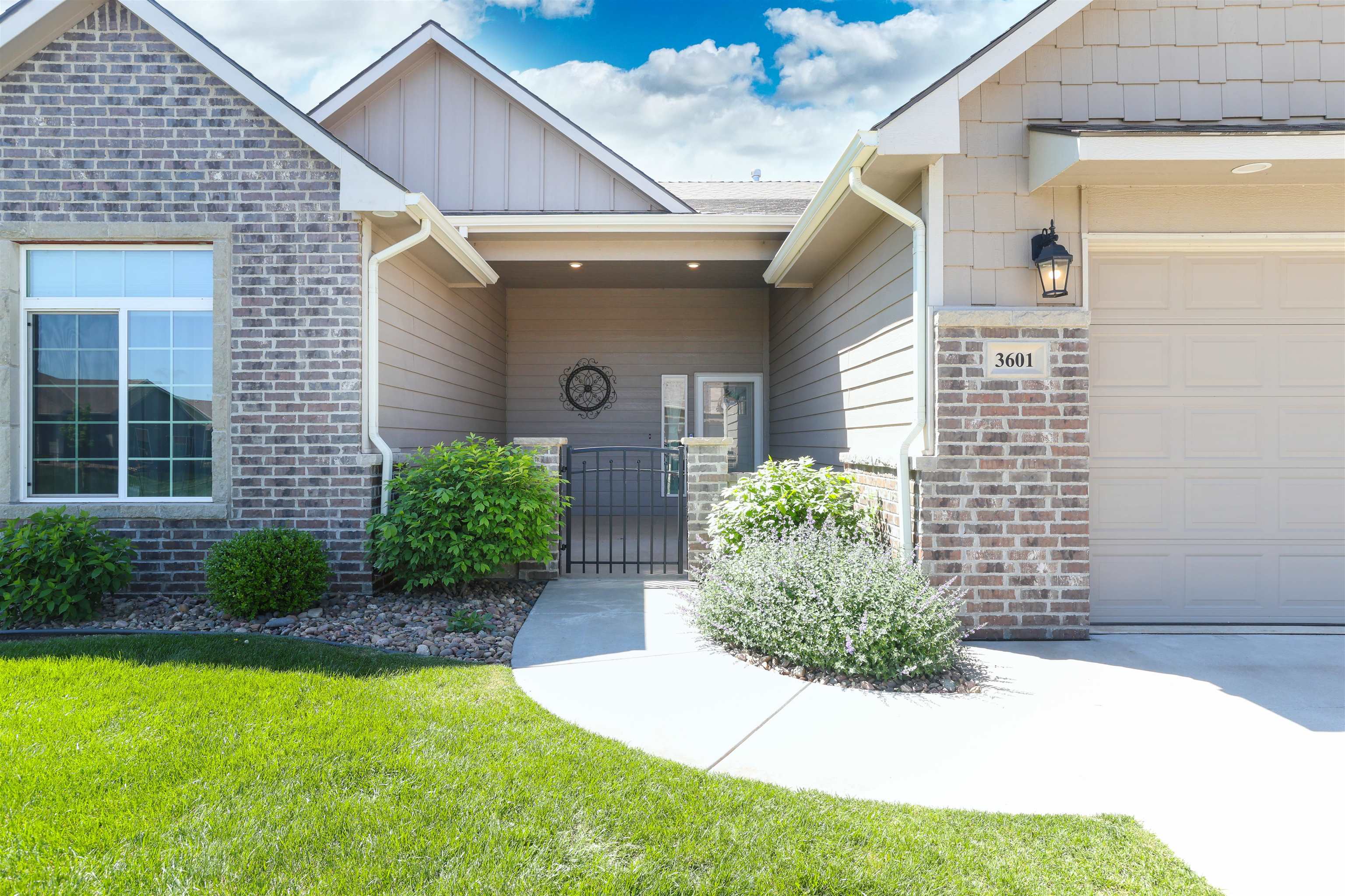 3601 N Lakeway Ct, Wichita, Kansas image 4