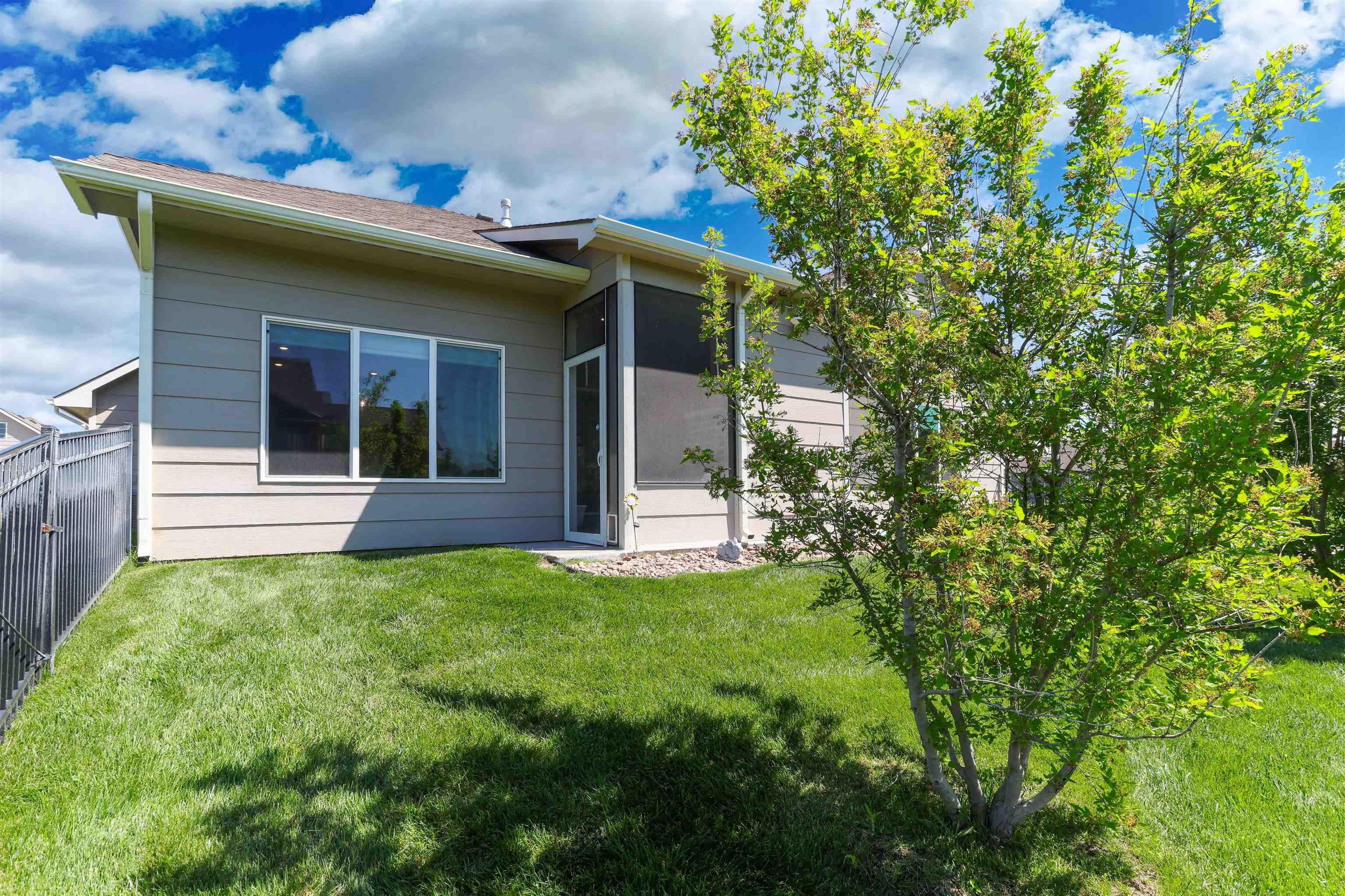 3601 N Lakeway Ct, Wichita, Kansas image 25