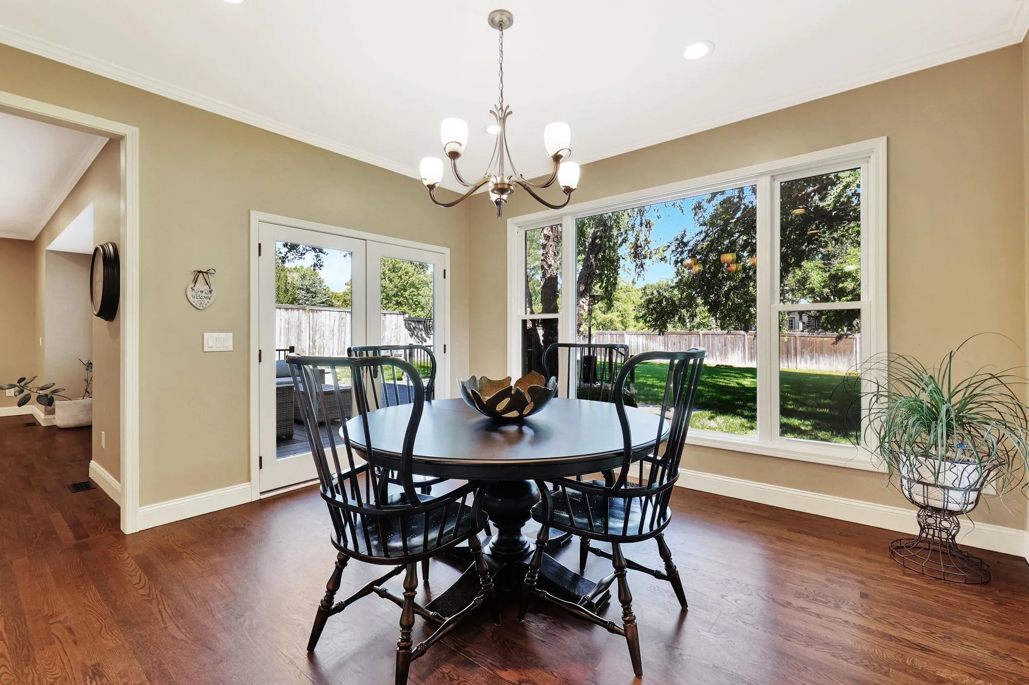 Wichita, Kansas 67206, United States, 5 Bedrooms Bedrooms, ,5 BathroomsBathrooms,Residential,Pending,41170