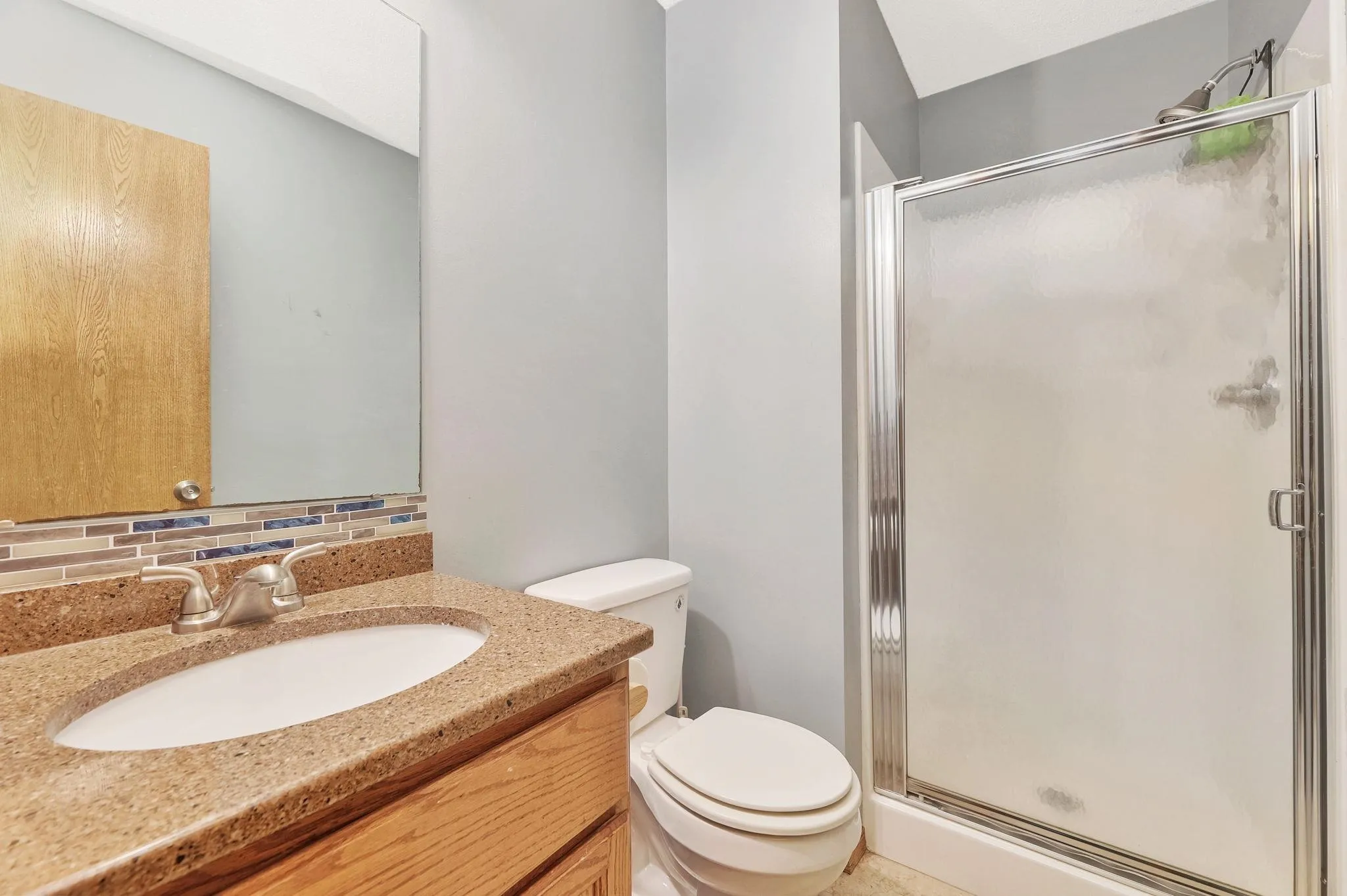 Wichita, Kansas 67216, United States, 3 Bedrooms Bedrooms, ,2 BathroomsBathrooms,Residential,Pending,45887