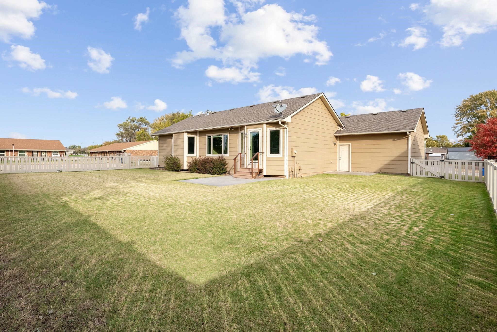 303 Evergreen Ct, Cheney, Kansas image 24