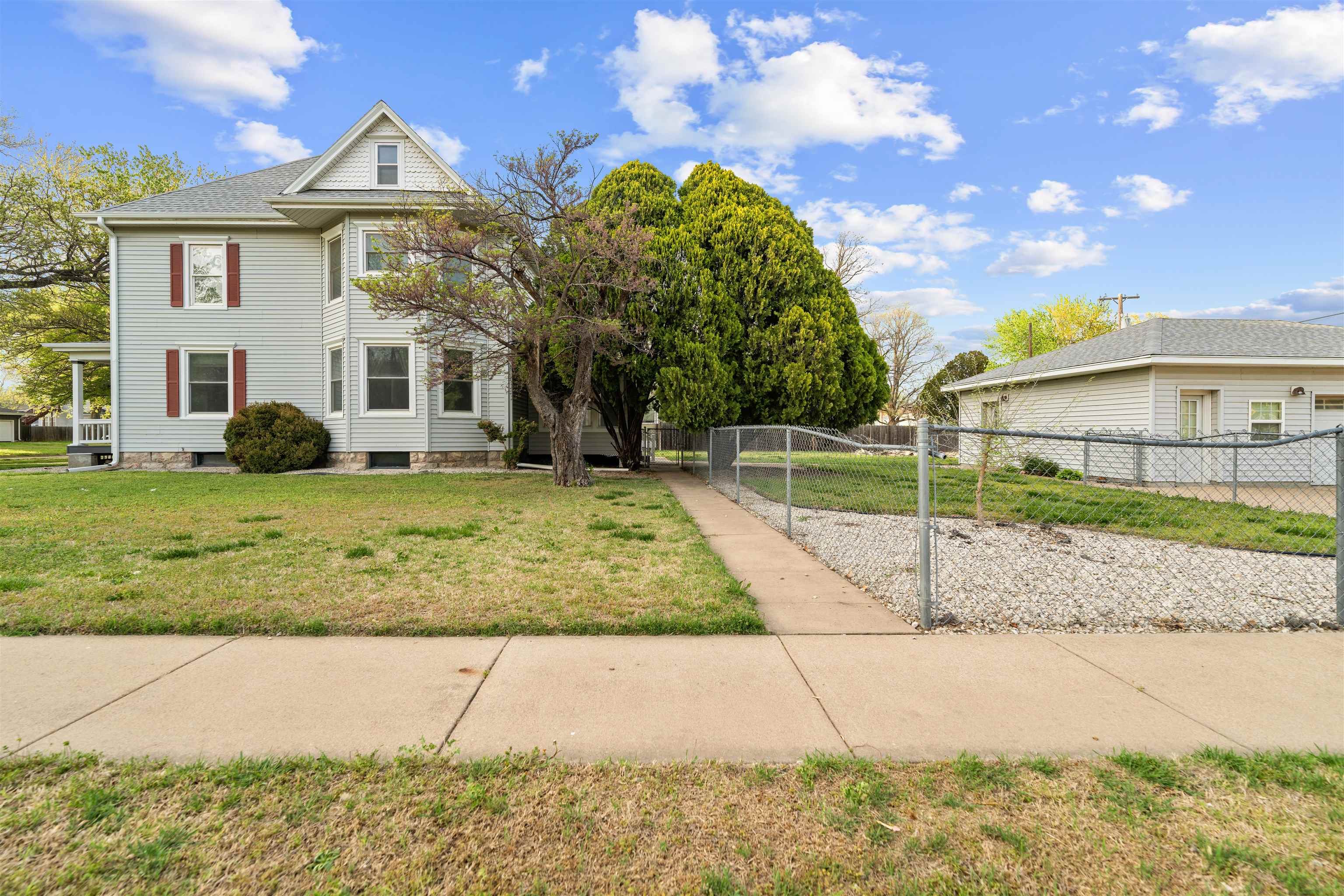 304 N 1st St, Lindsborg, Kansas image 8