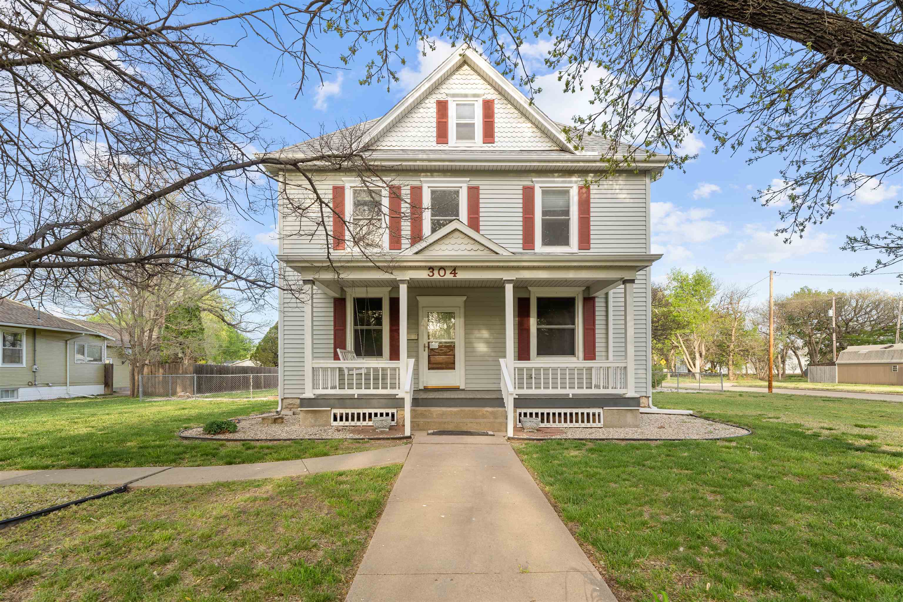 304 N 1st St, Lindsborg, Kansas image 1