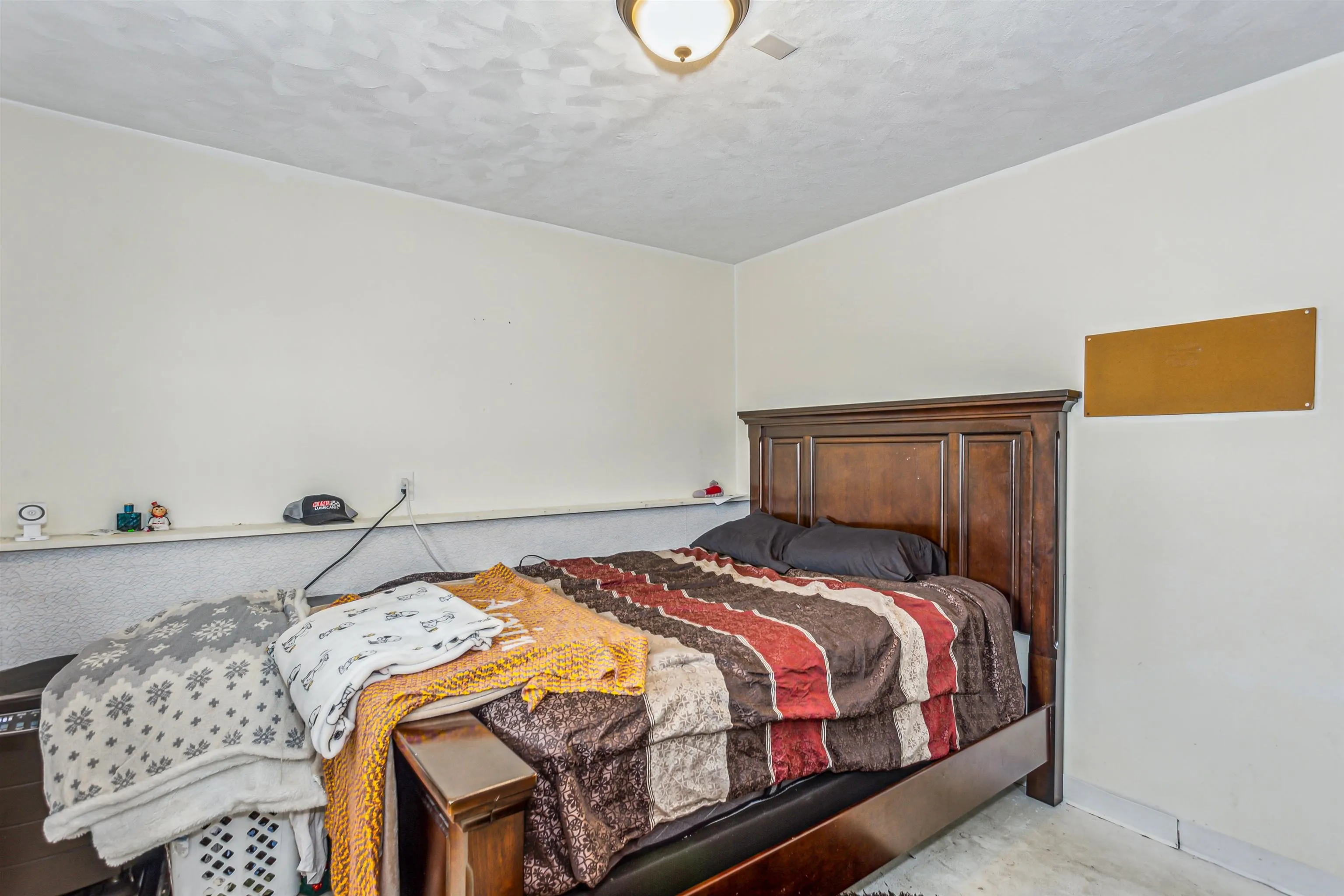 Wichita, Kansas 67210, United States, 4 Bedrooms Bedrooms, ,3 BathroomsBathrooms,Residential,Active,144168