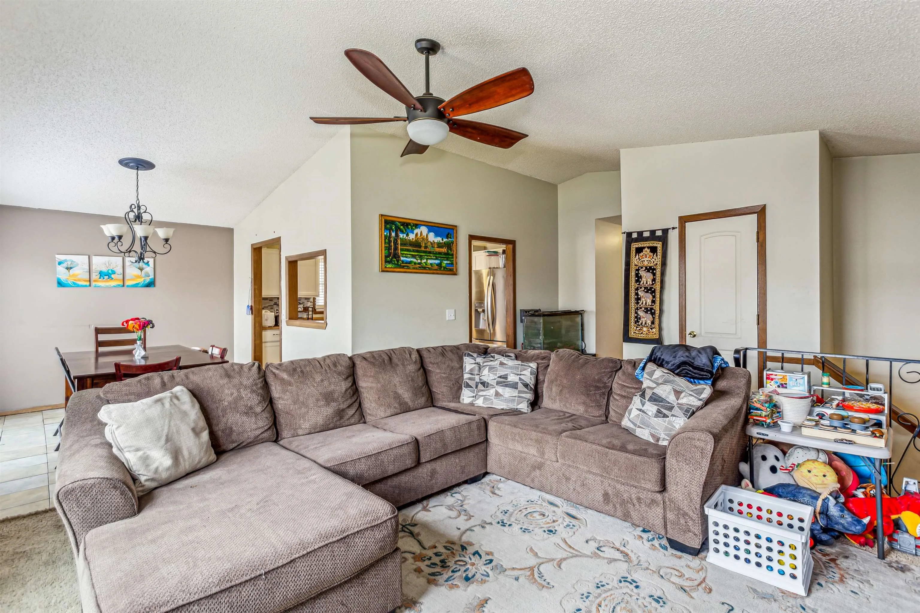 Wichita, Kansas 67210, United States, 4 Bedrooms Bedrooms, ,3 BathroomsBathrooms,Residential,Active,144168