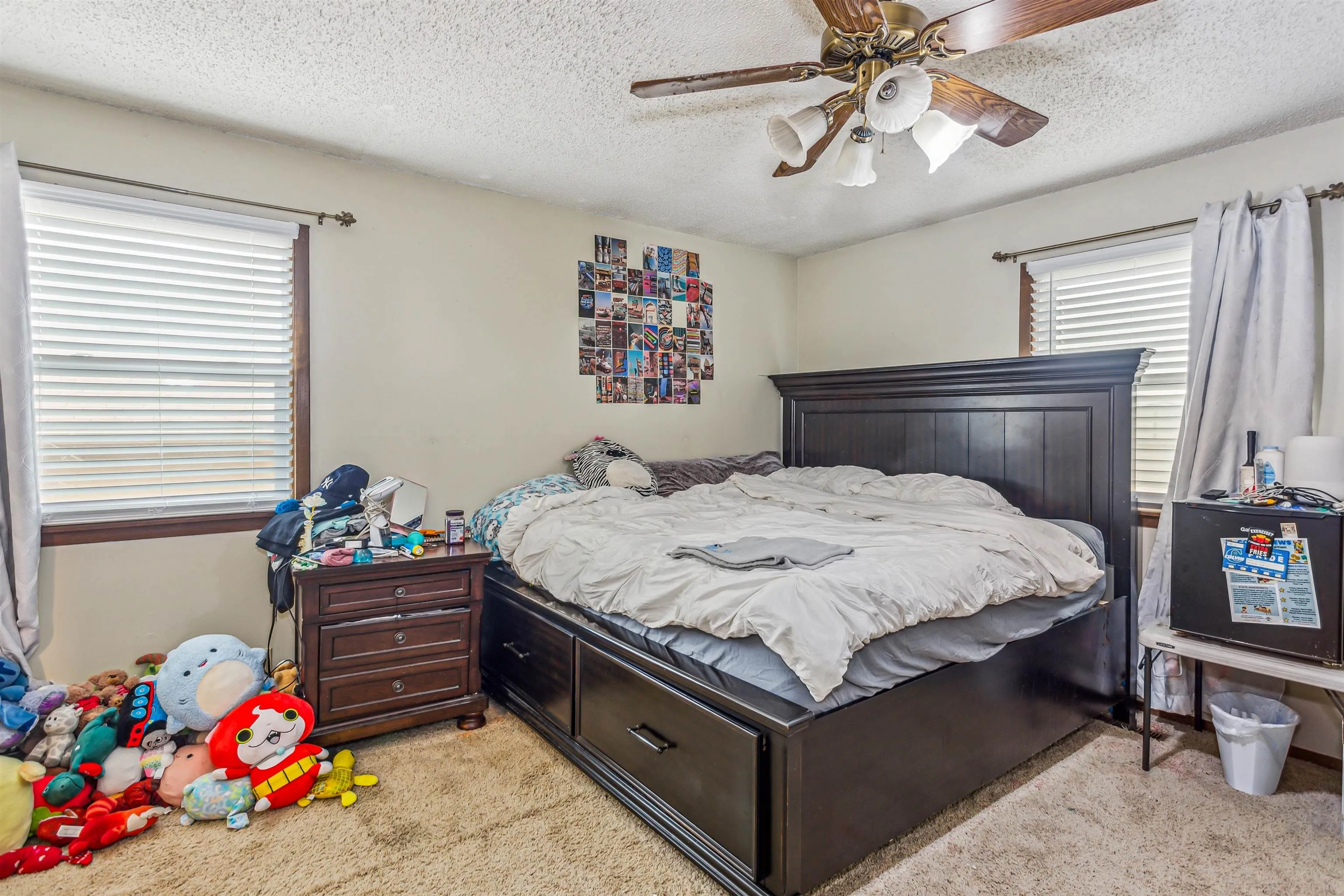 Wichita, Kansas 67210, United States, 4 Bedrooms Bedrooms, ,3 BathroomsBathrooms,Residential,Active,144168