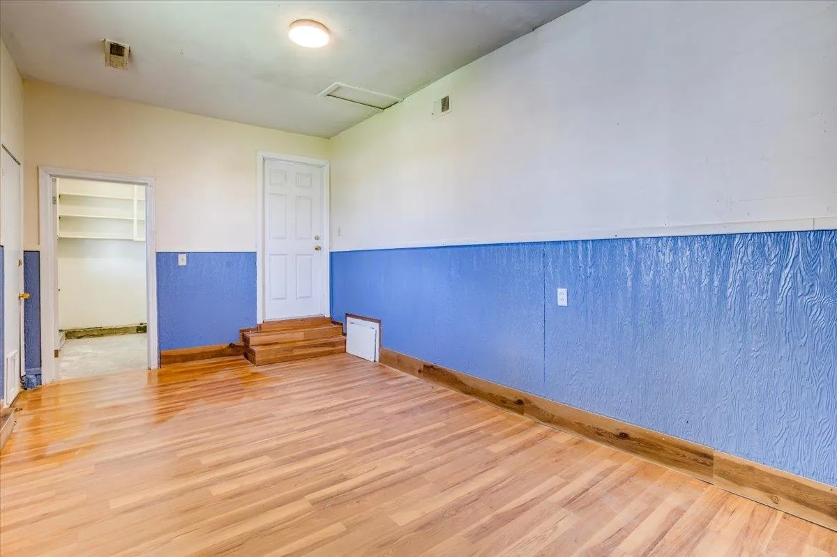 Wichita, Kansas 67218, United States, 3 Bedrooms Bedrooms, ,1 BathroomBathrooms,Residential,Active,138520