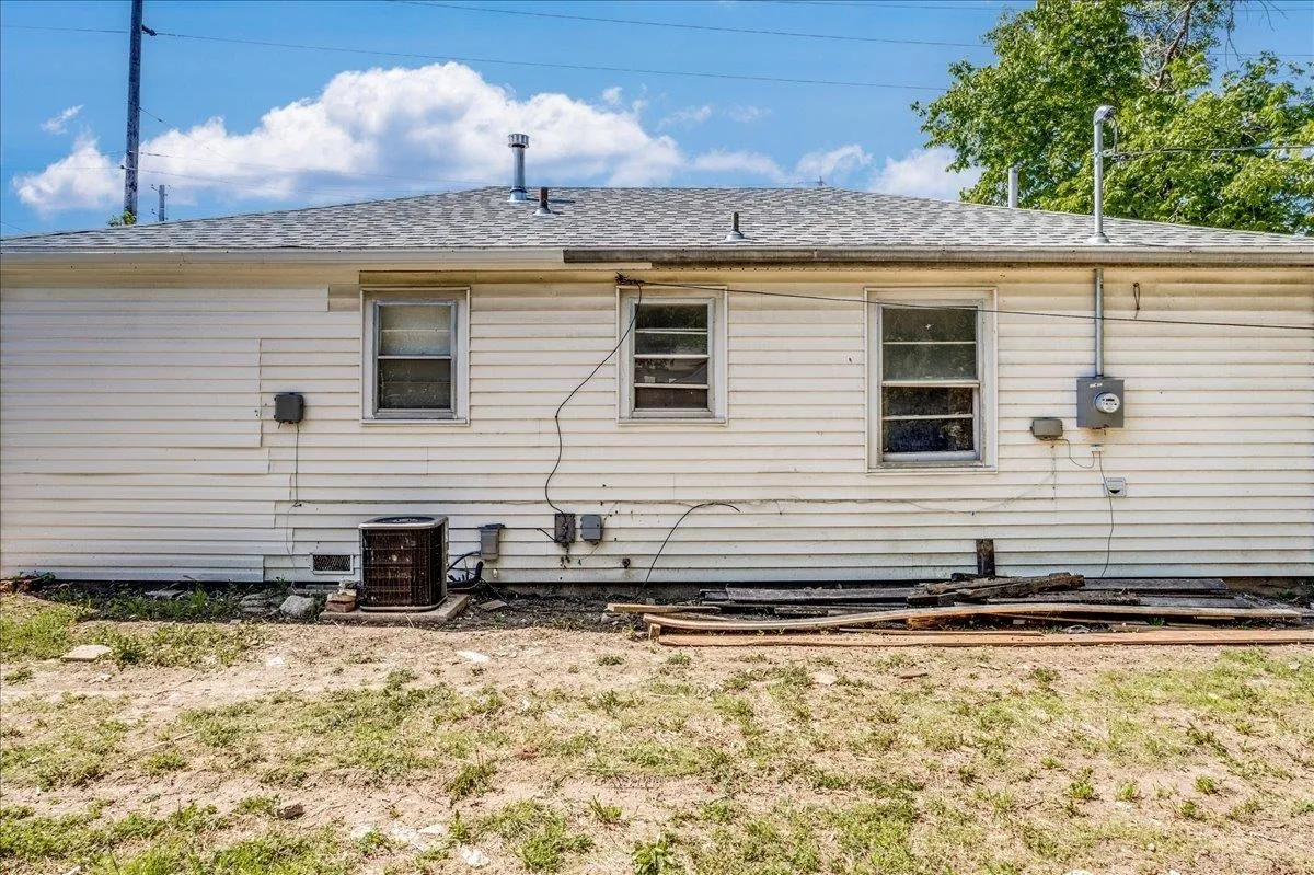 Wichita, Kansas 67218, United States, 3 Bedrooms Bedrooms, ,1 BathroomBathrooms,Residential,Active,138520